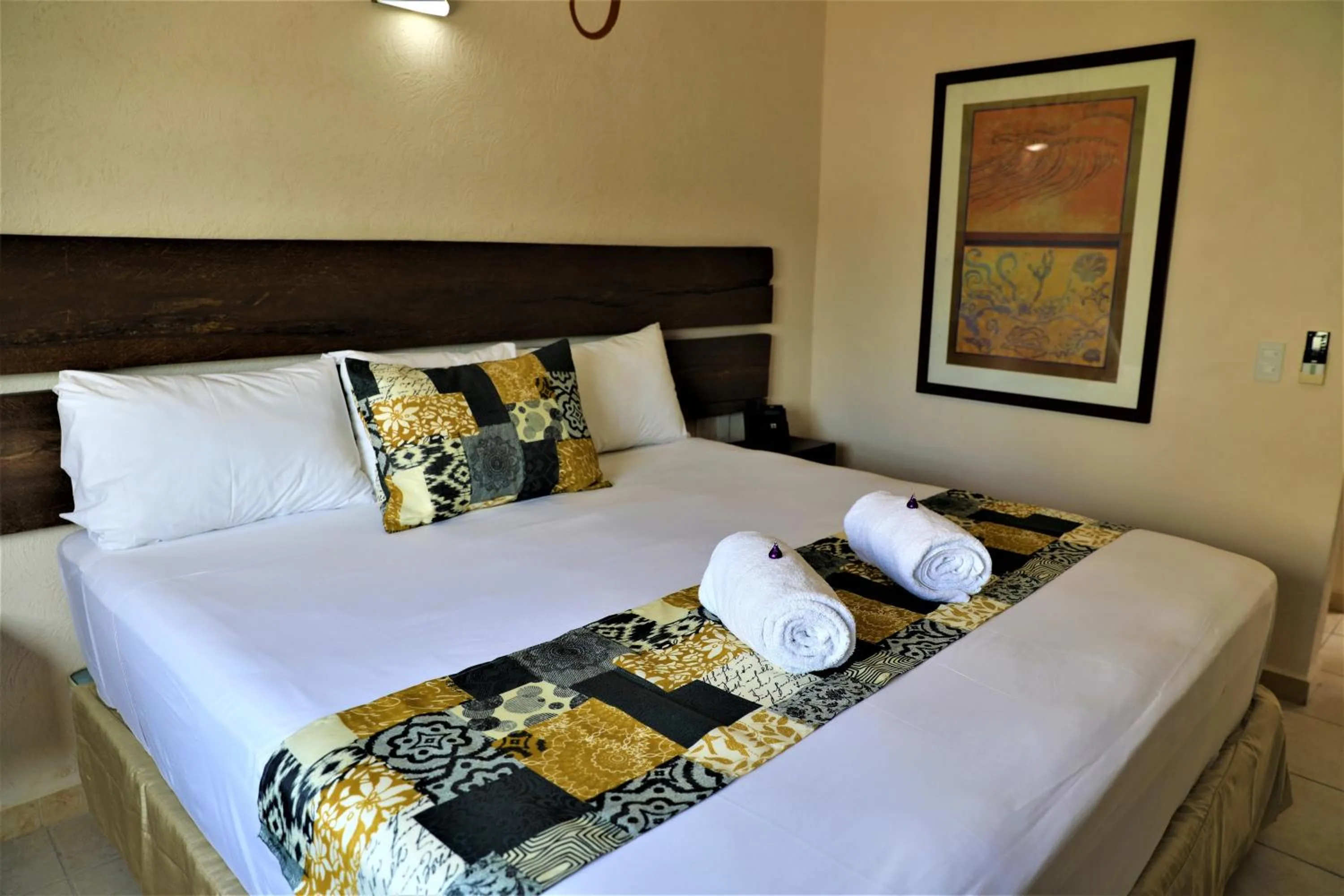 Bed in Hotel 12 BEES by Kavia