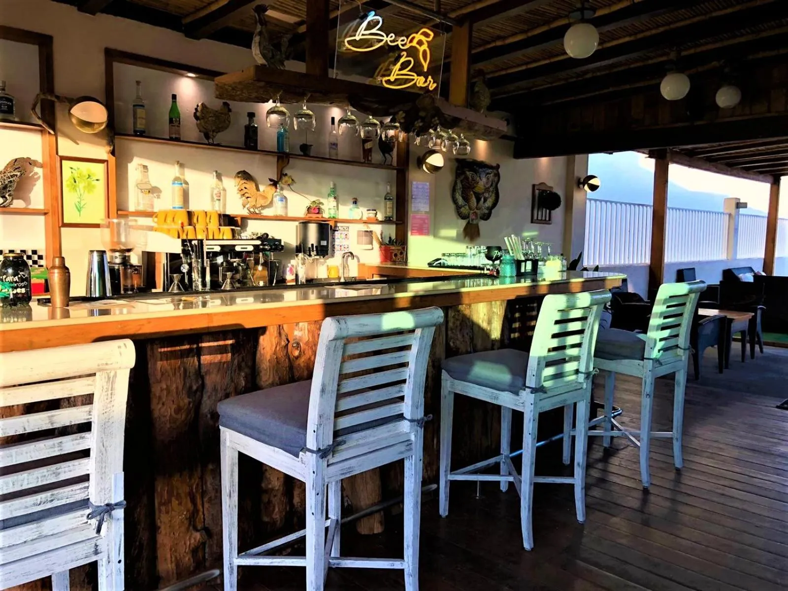 Lounge or bar in Hotel 12 BEES by Kavia