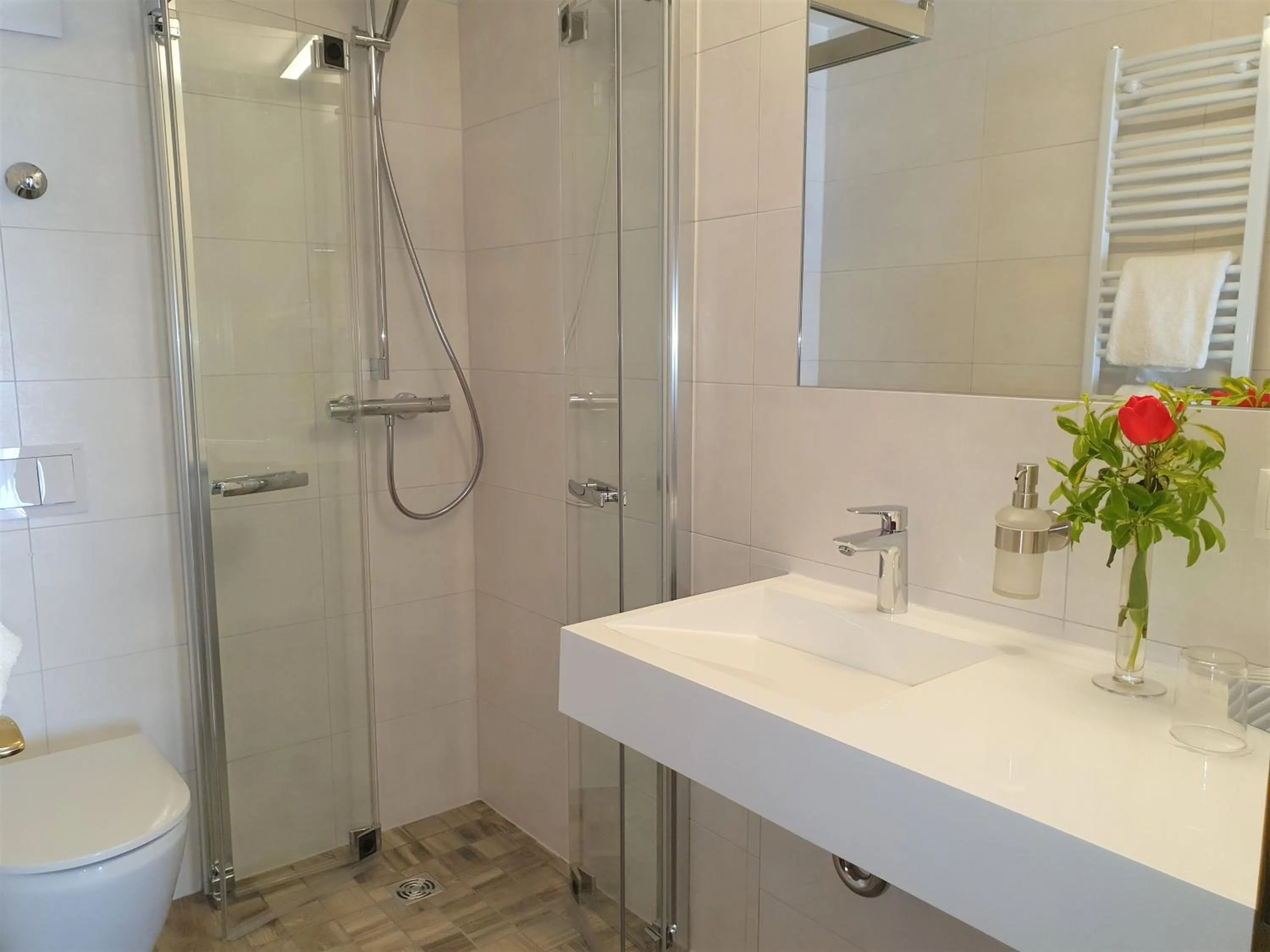 Toilet in R&R Hotel Strandallee