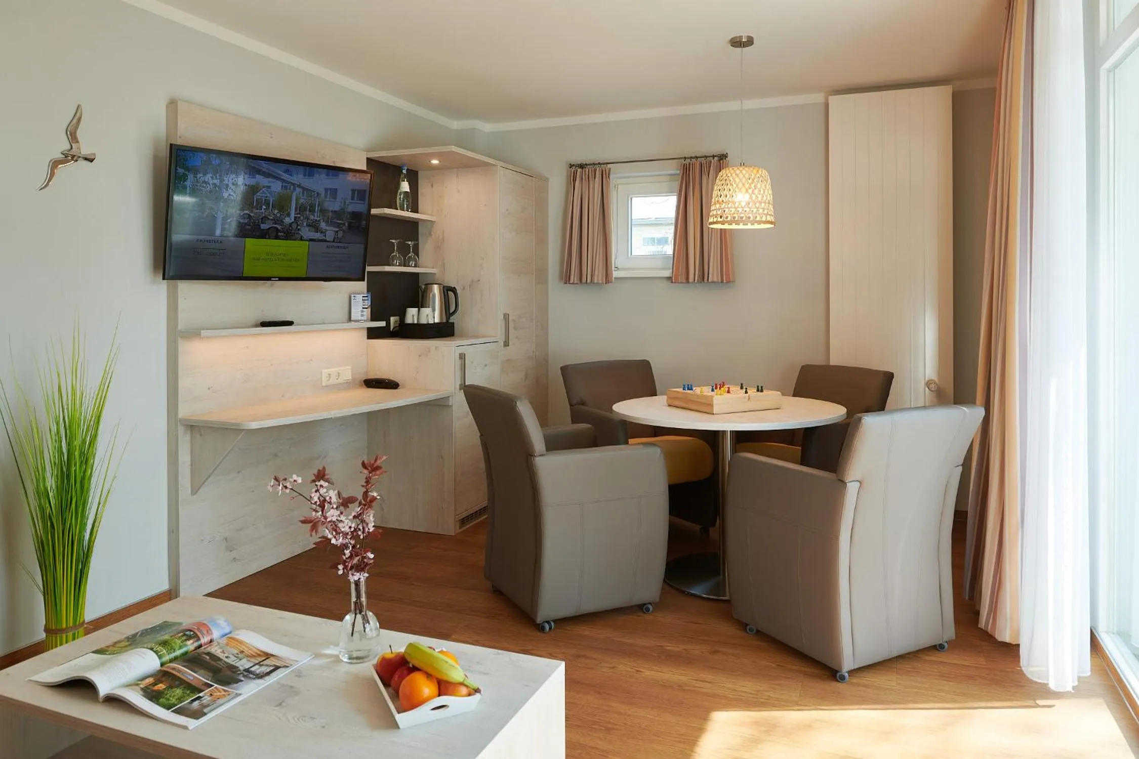 TV and multimedia in R&R Hotel Strandallee