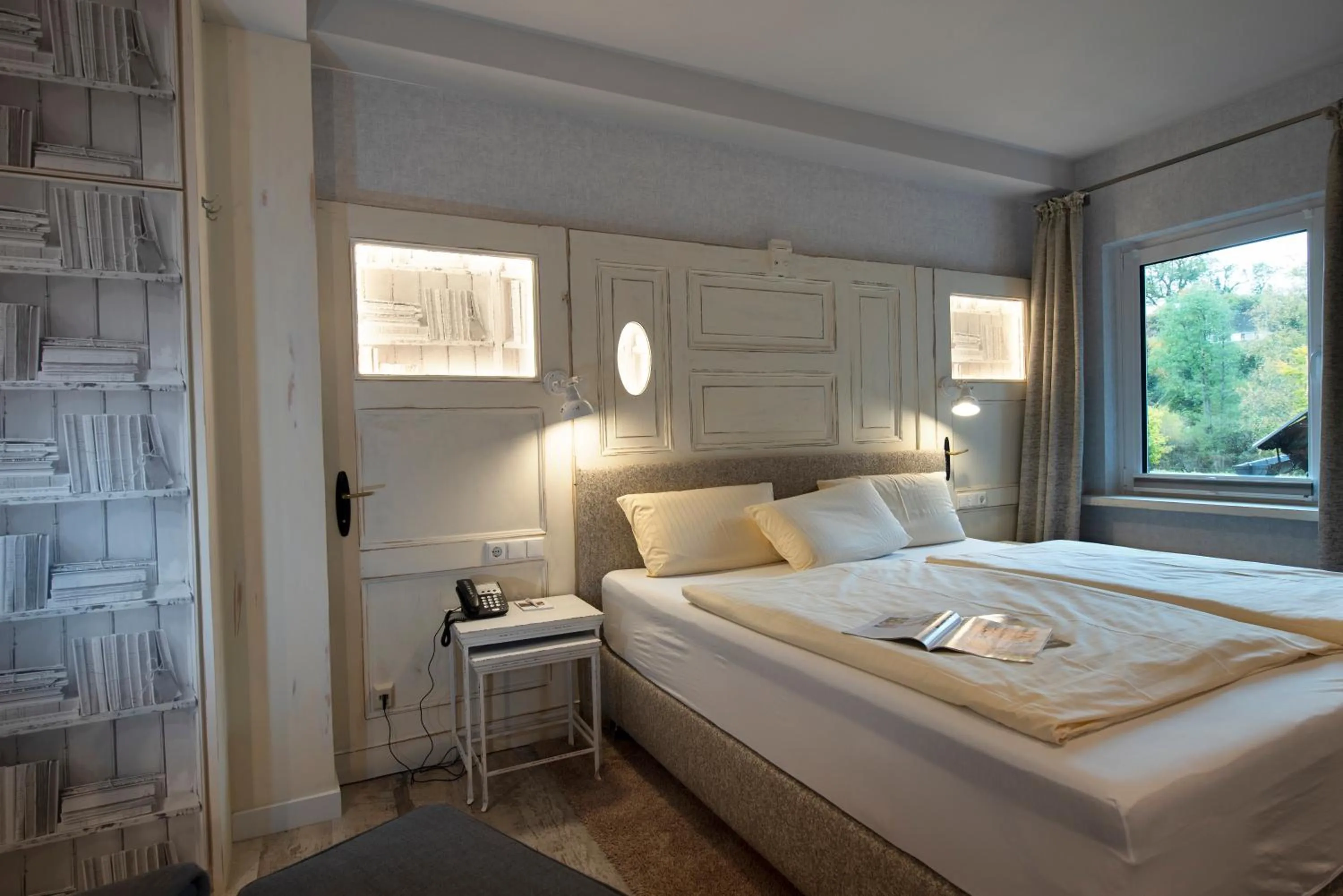 Bed in Landidyll Hotel Haus Hochstein