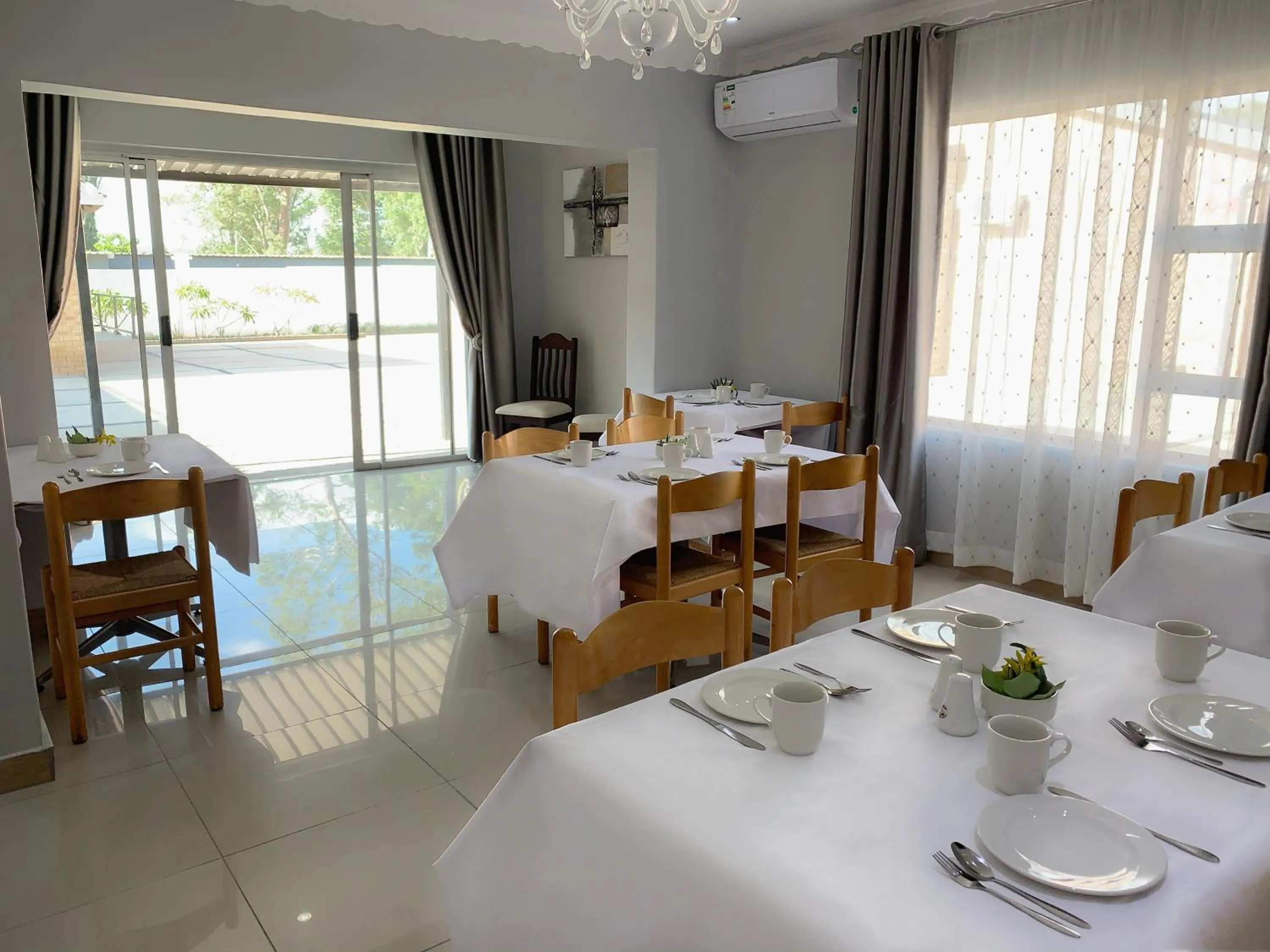 Airport lodge Newcastle