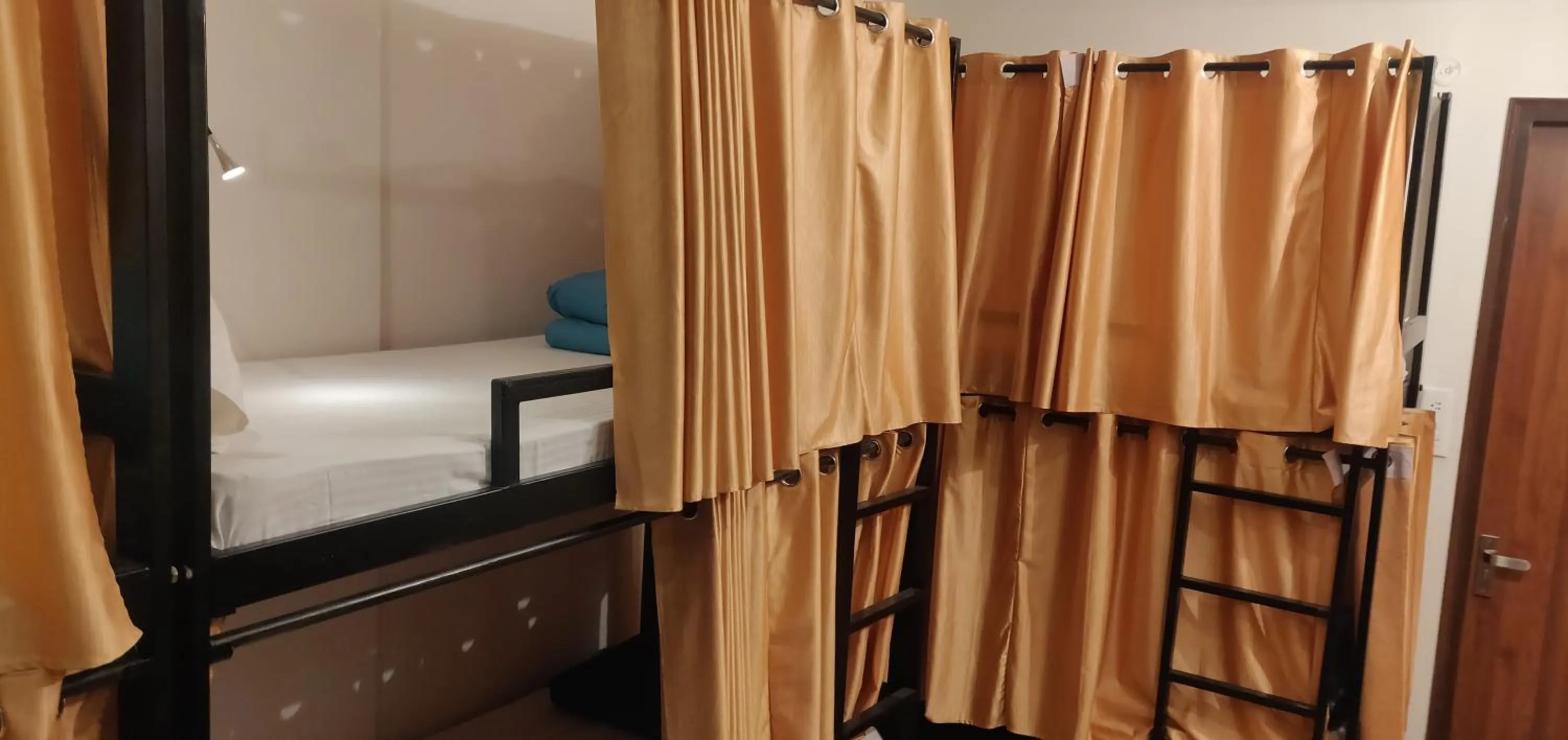 Bed in Joey's Hostel Rishikesh