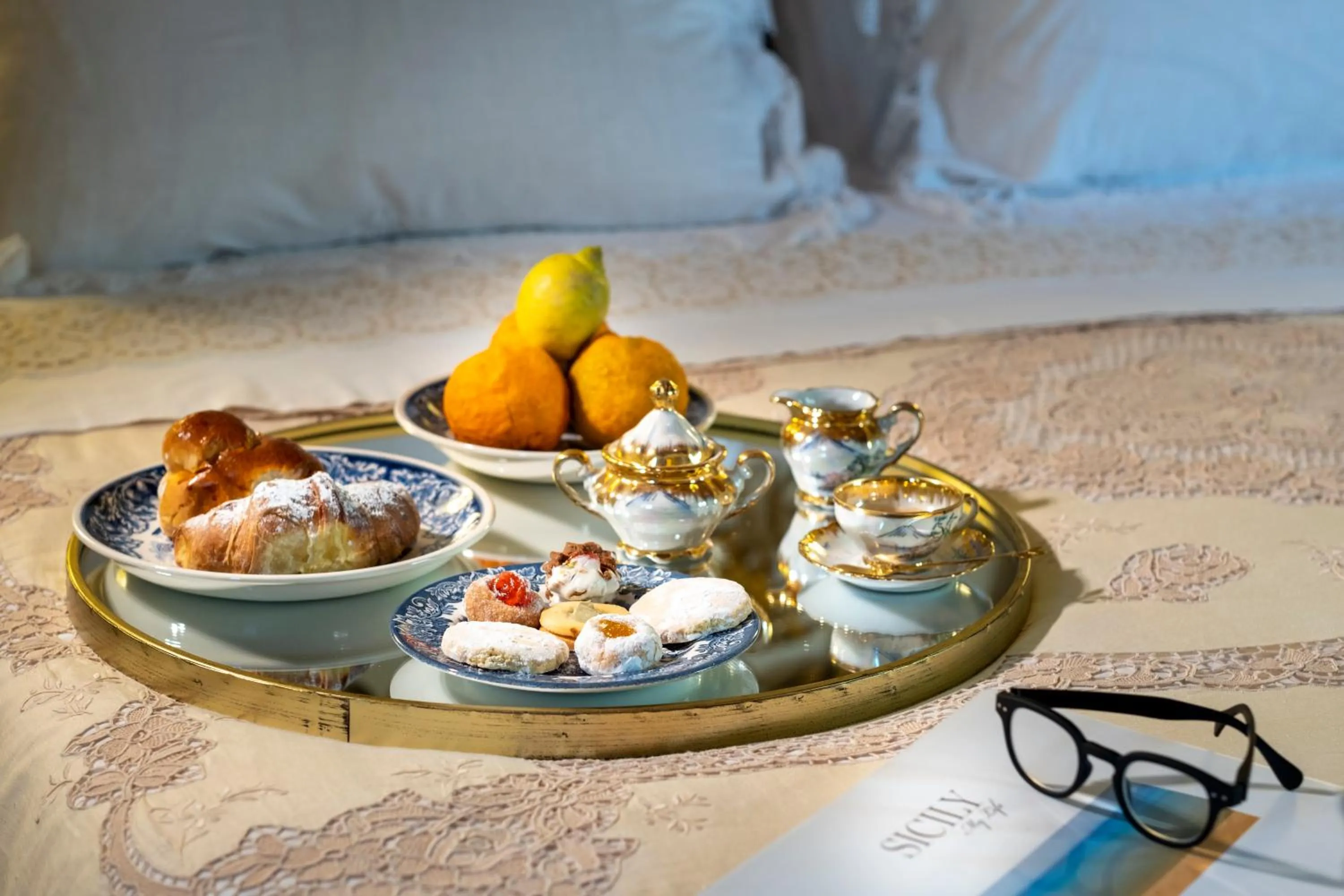 Breakfast in Villa del Gattopardo