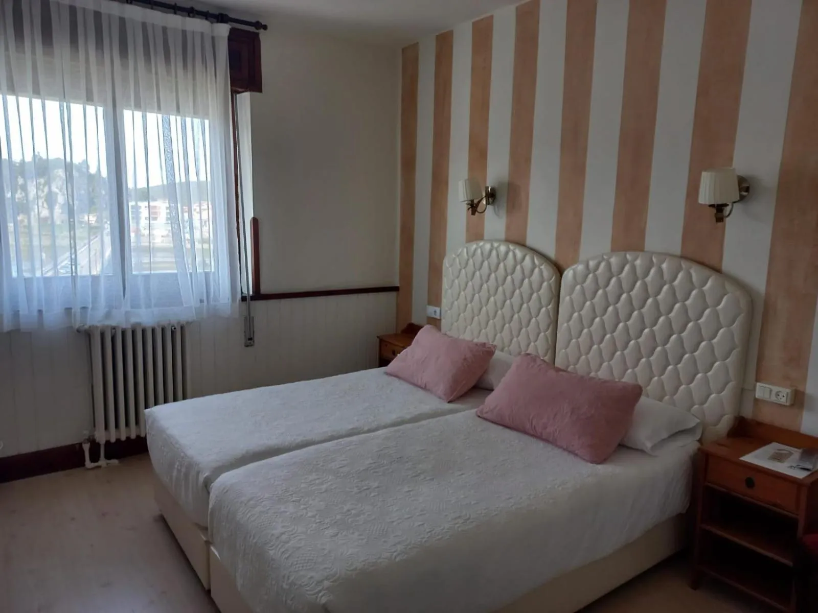 Photo of the whole room in Marina