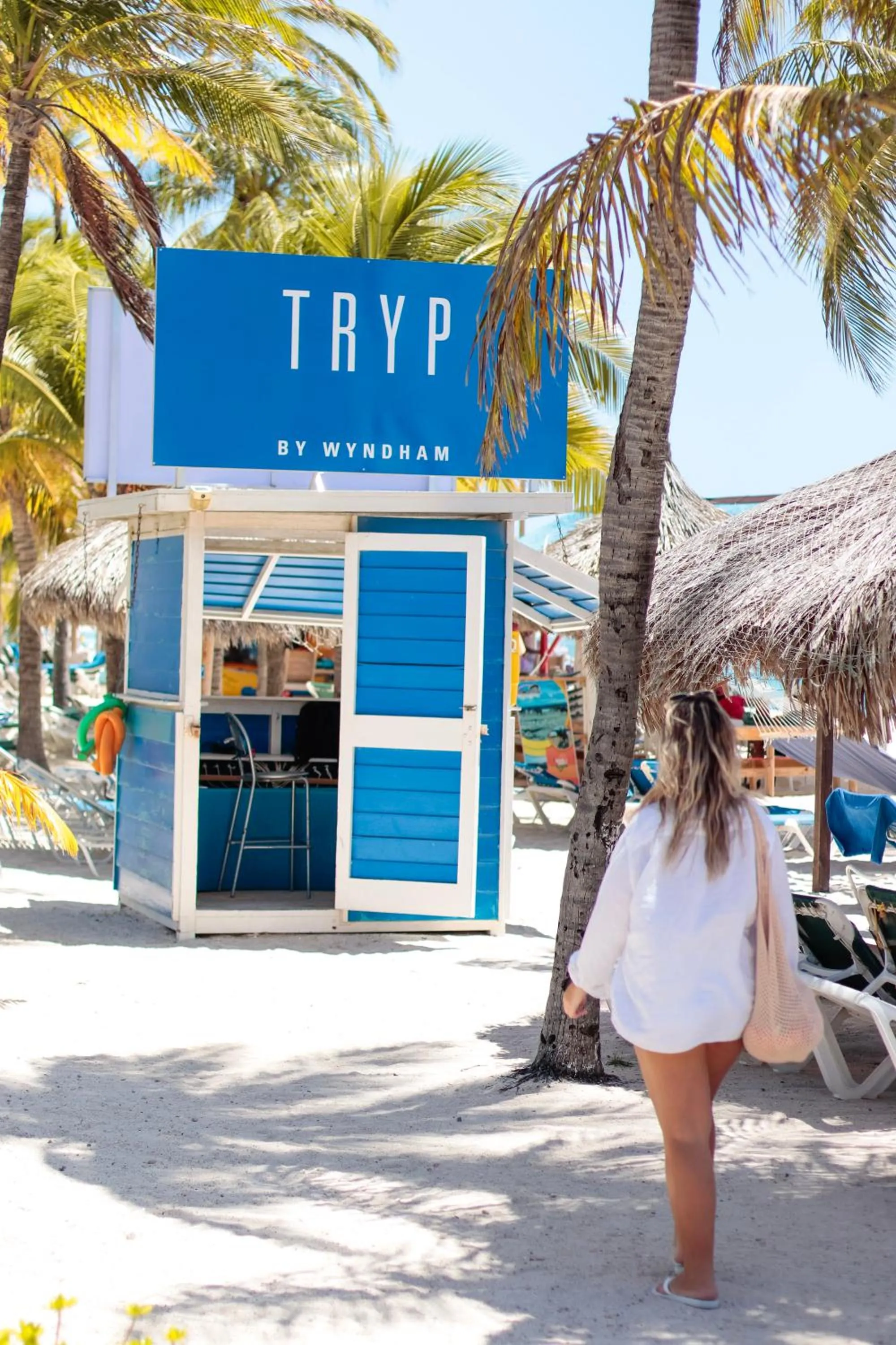 Beach in TRYP by Wyndham Aruba