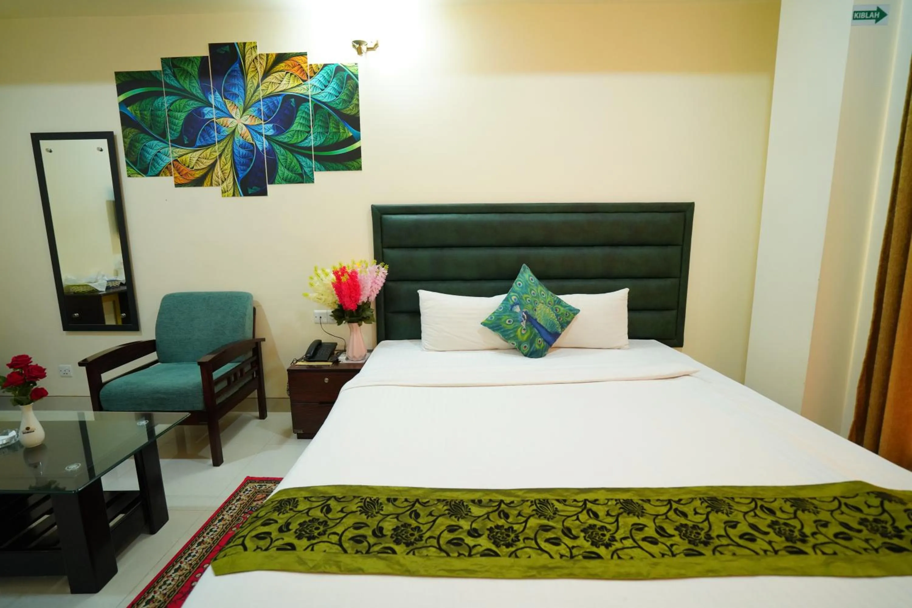 Bed in Grand Mostafa Hotel Ababil