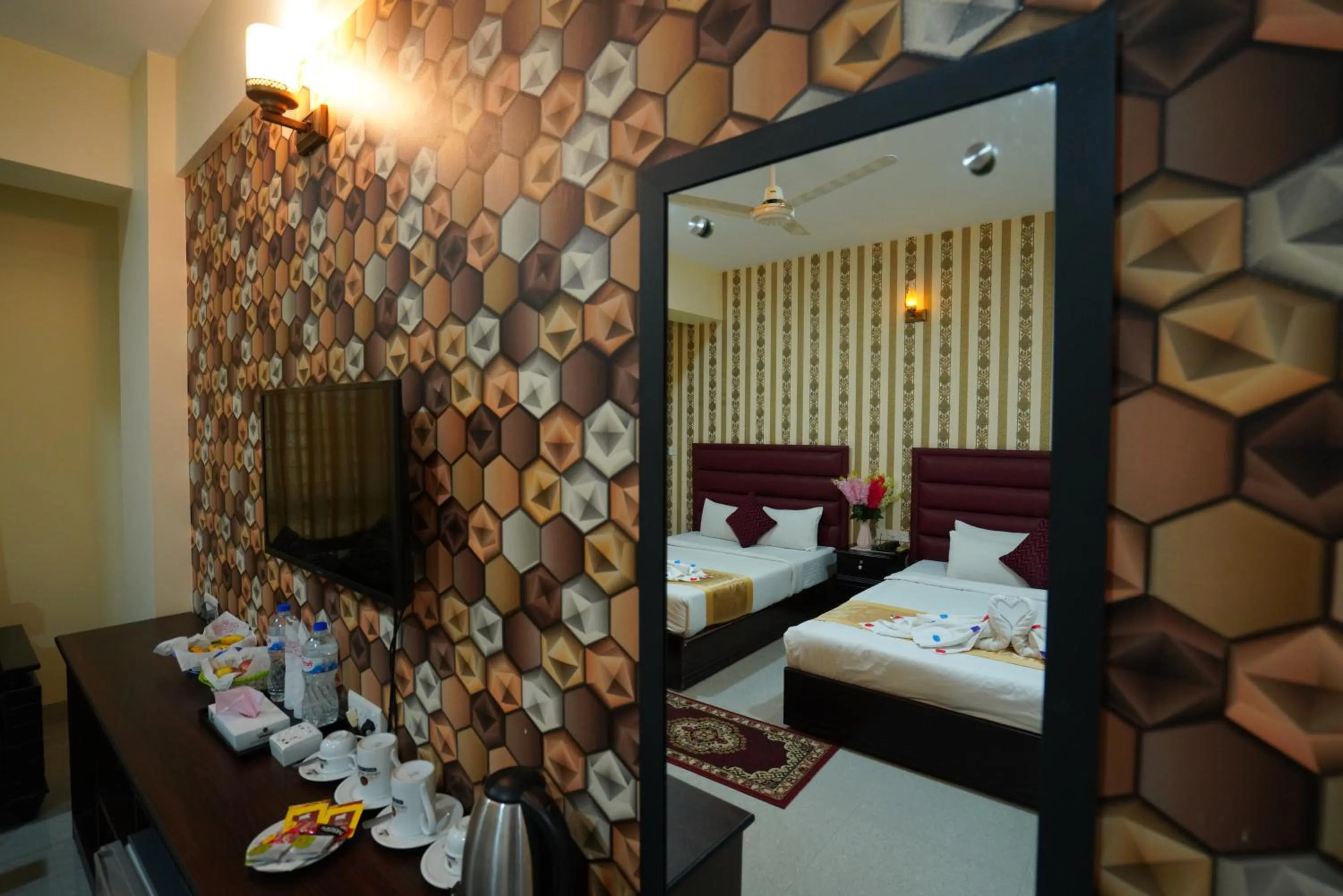 Bed in Grand Mostafa Hotel Ababil