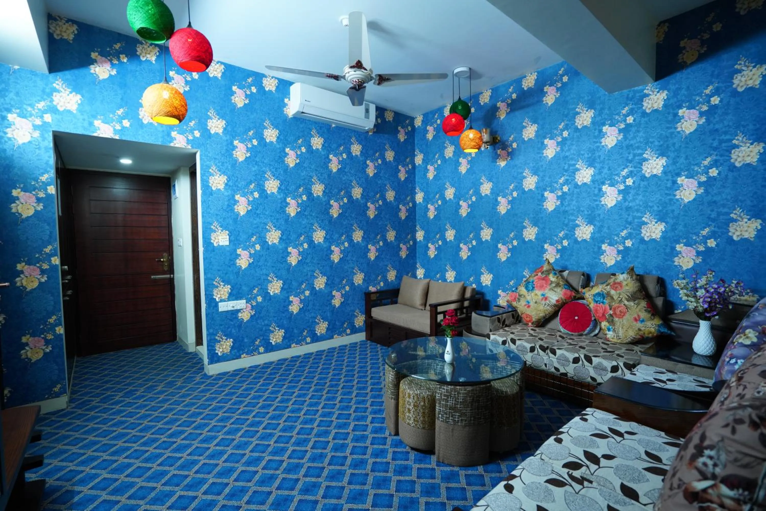 Living room in Grand Mostafa Hotel Ababil