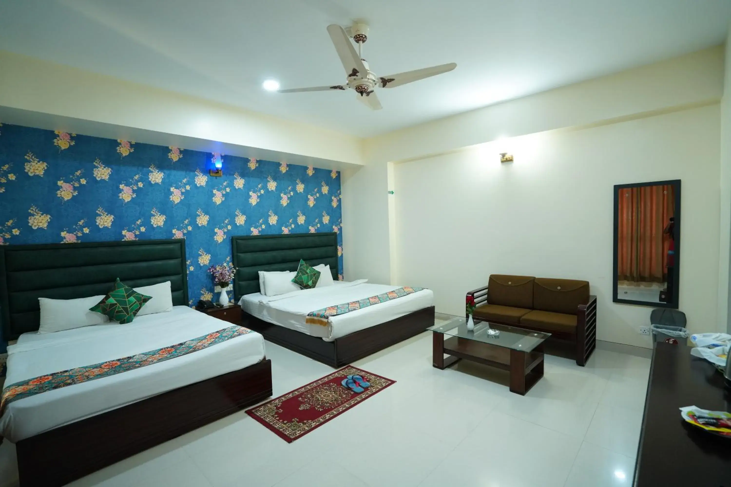 Superior Family Room in Grand Mostafa Hotel Ababil Superior Family Room in Grand Mostafa Hotel Ababil