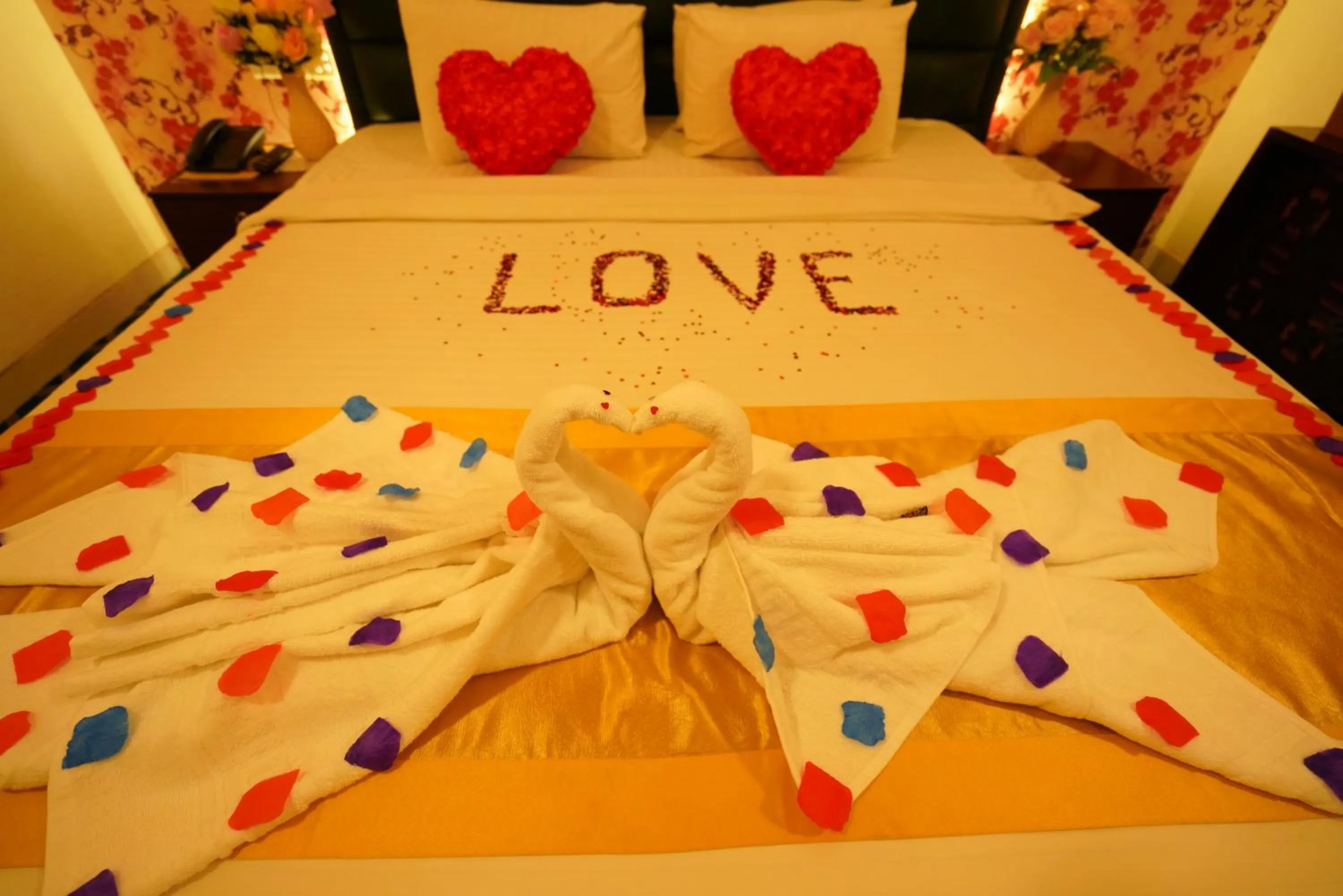 Bed in Grand Mostafa Hotel Ababil