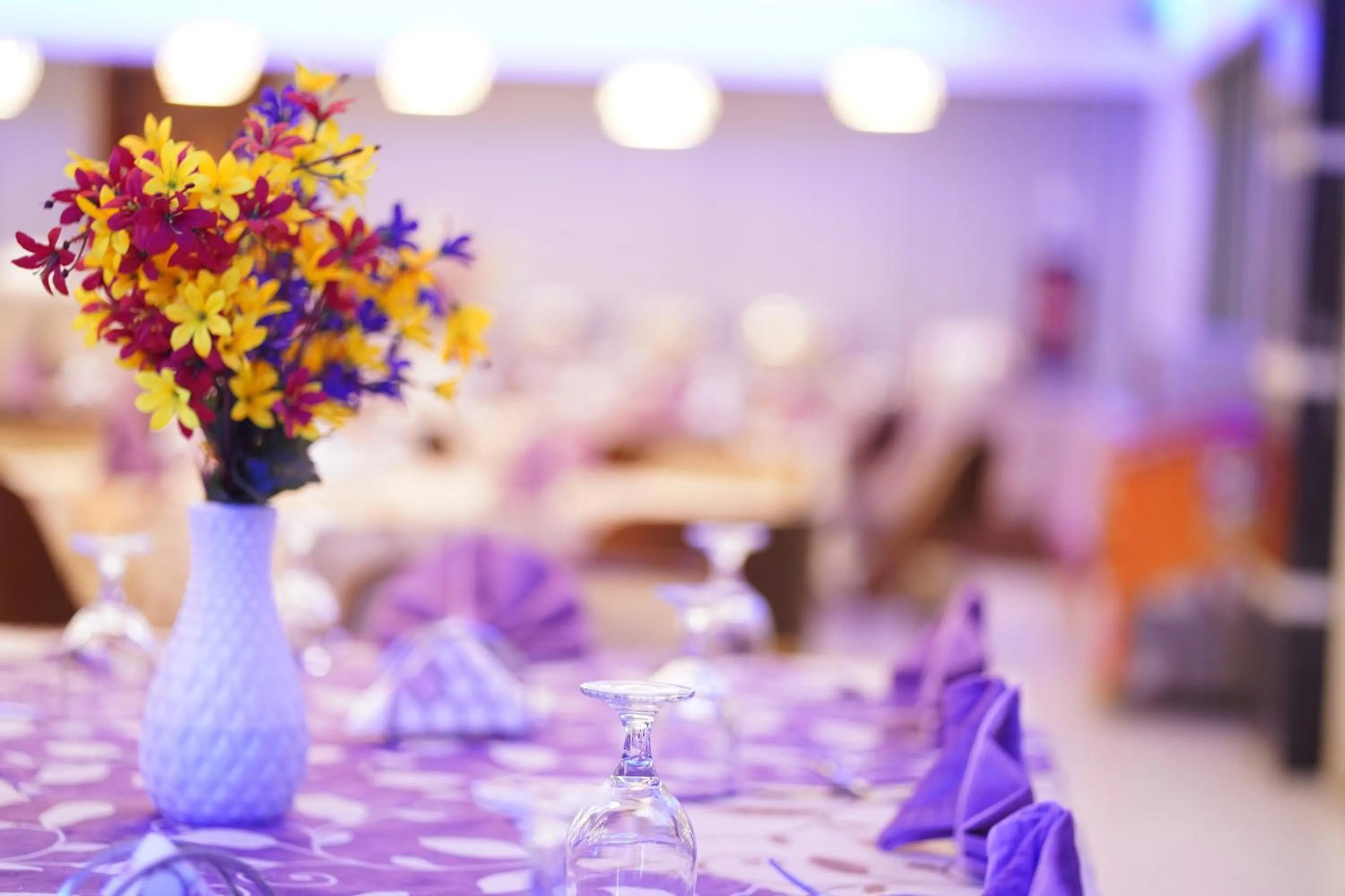 Restaurant/places to eat in Grand Mostafa Hotel Ababil