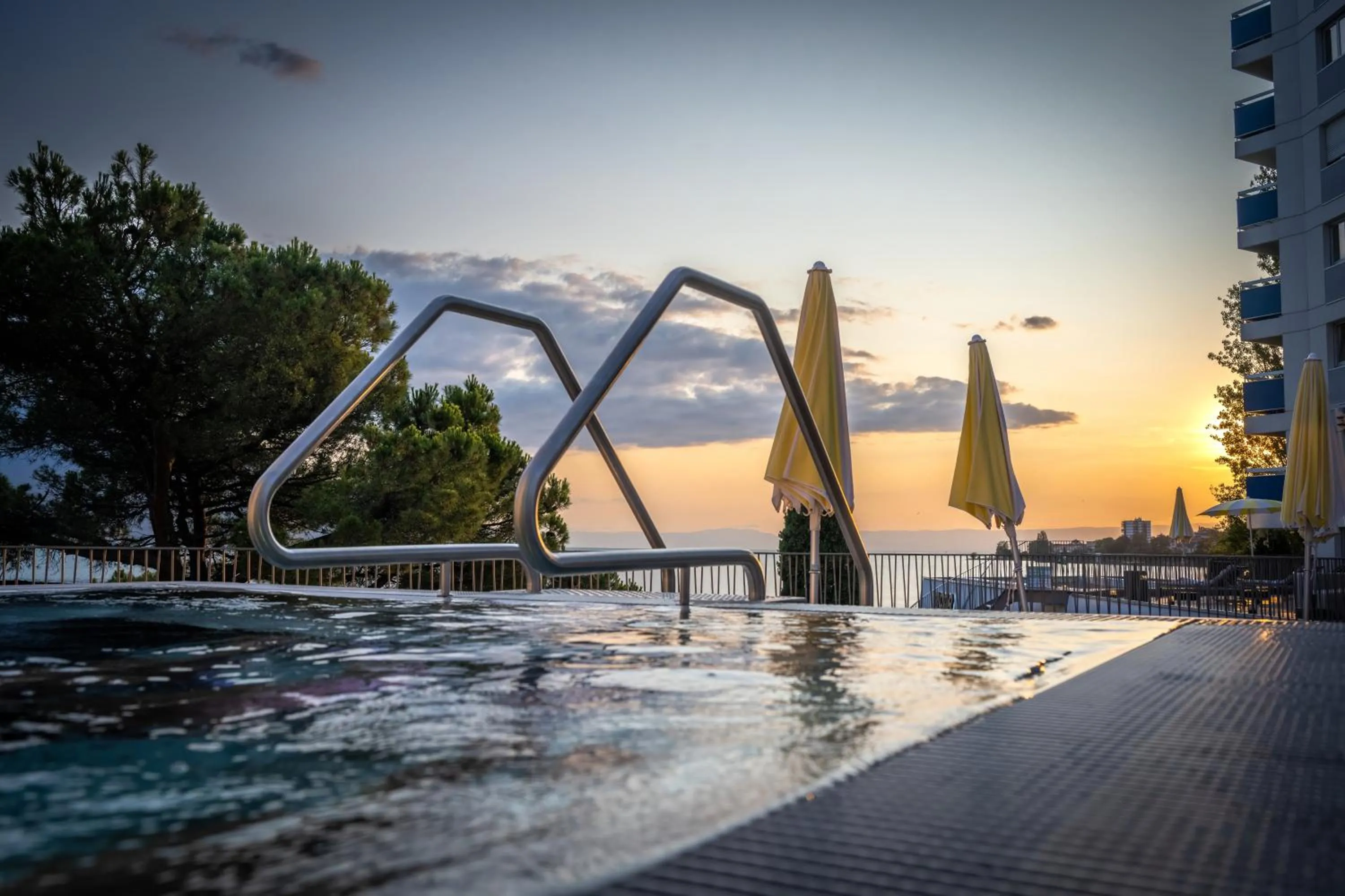 Hot Tub in Hotel Mona