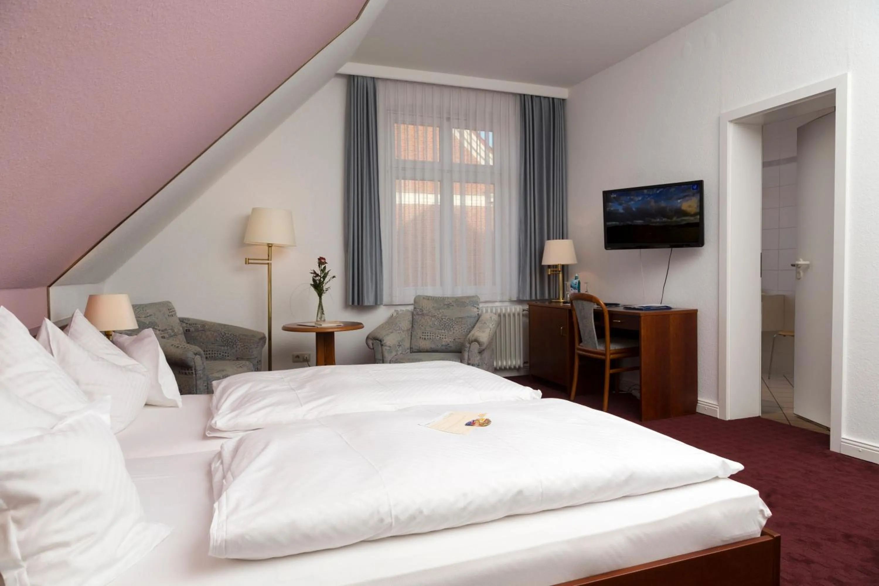 TV and multimedia, Bed in Ringhotel Residenz Wittmund