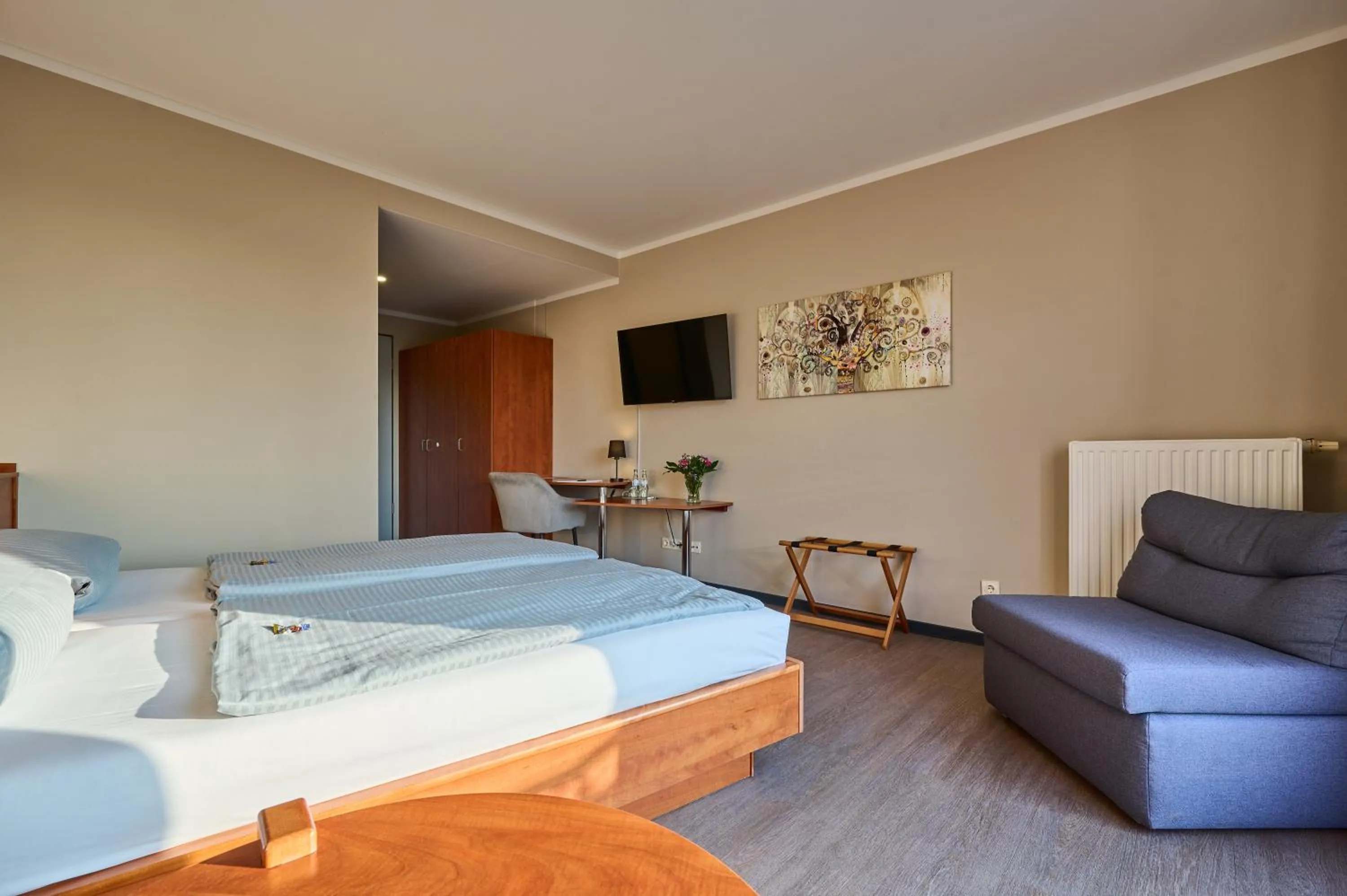 View (from property/room), Bed in Hotel Viva Bröckel