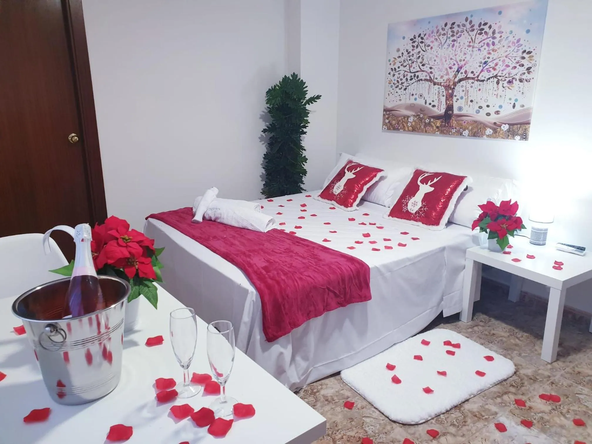 Bedroom, Bed in Hotel M5 Valencia Aeropuerto