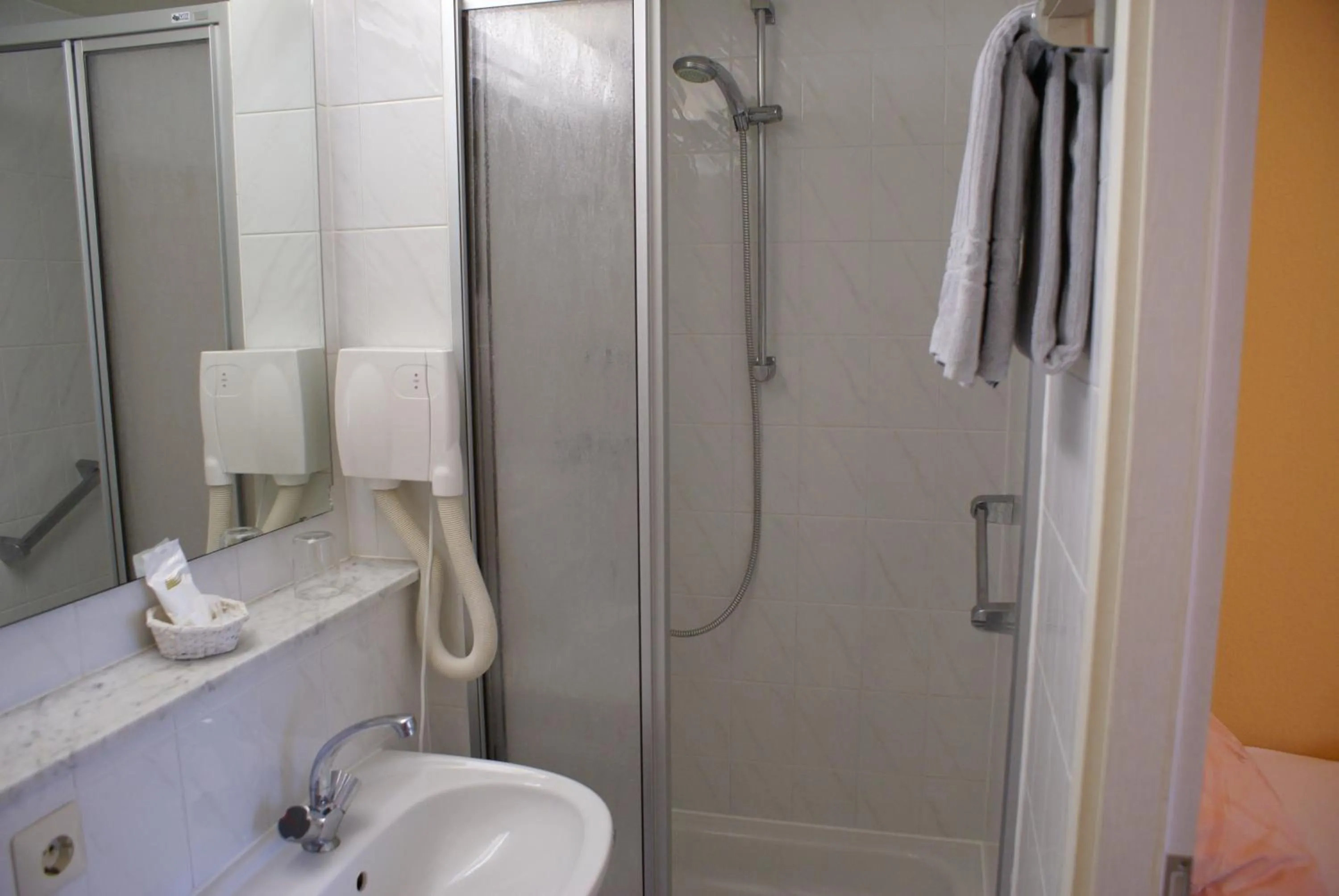 Bathroom in Hotel Sonnenhof