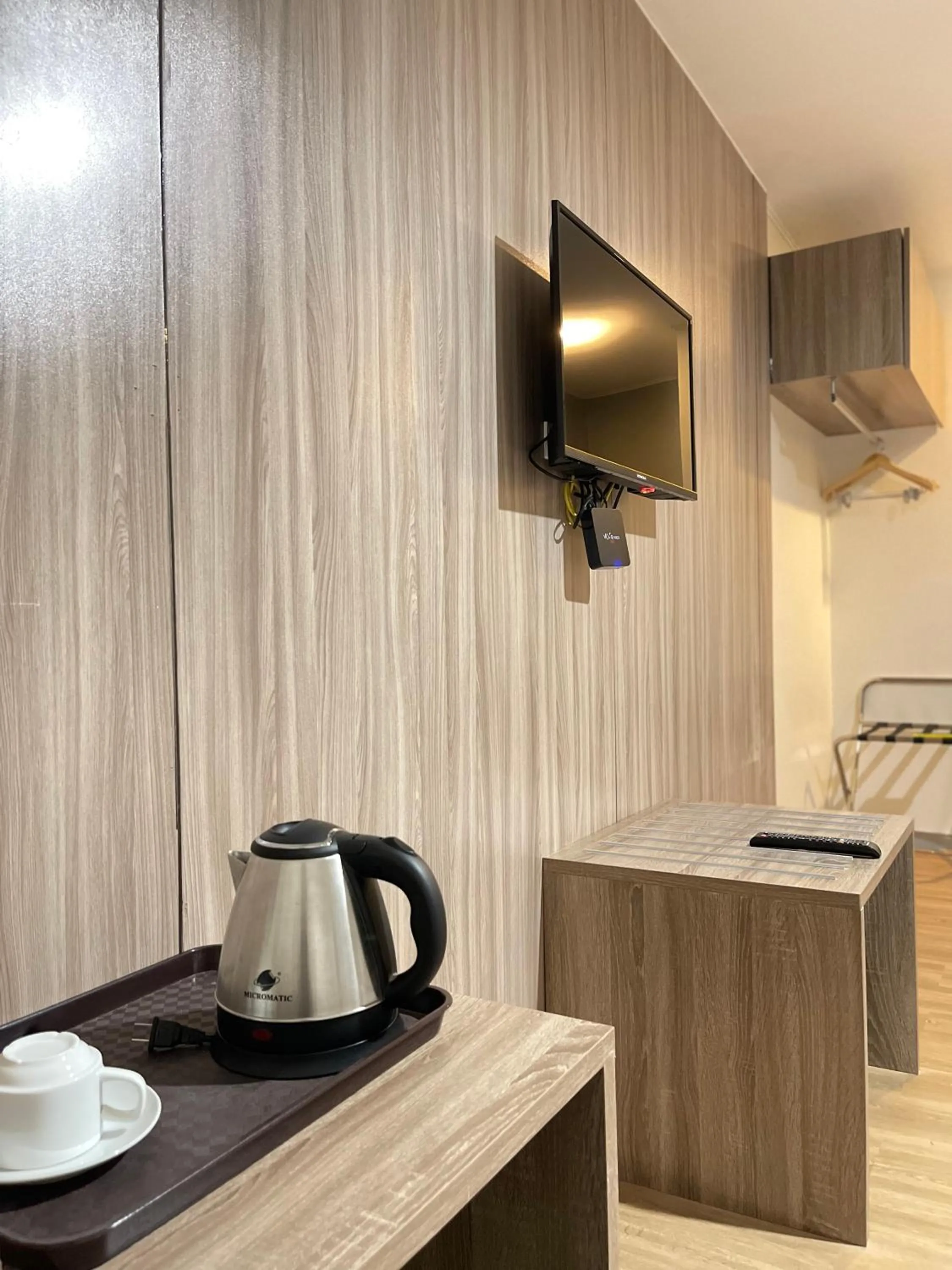 Coffee/tea facilities in Anex Hotel near US Embassy