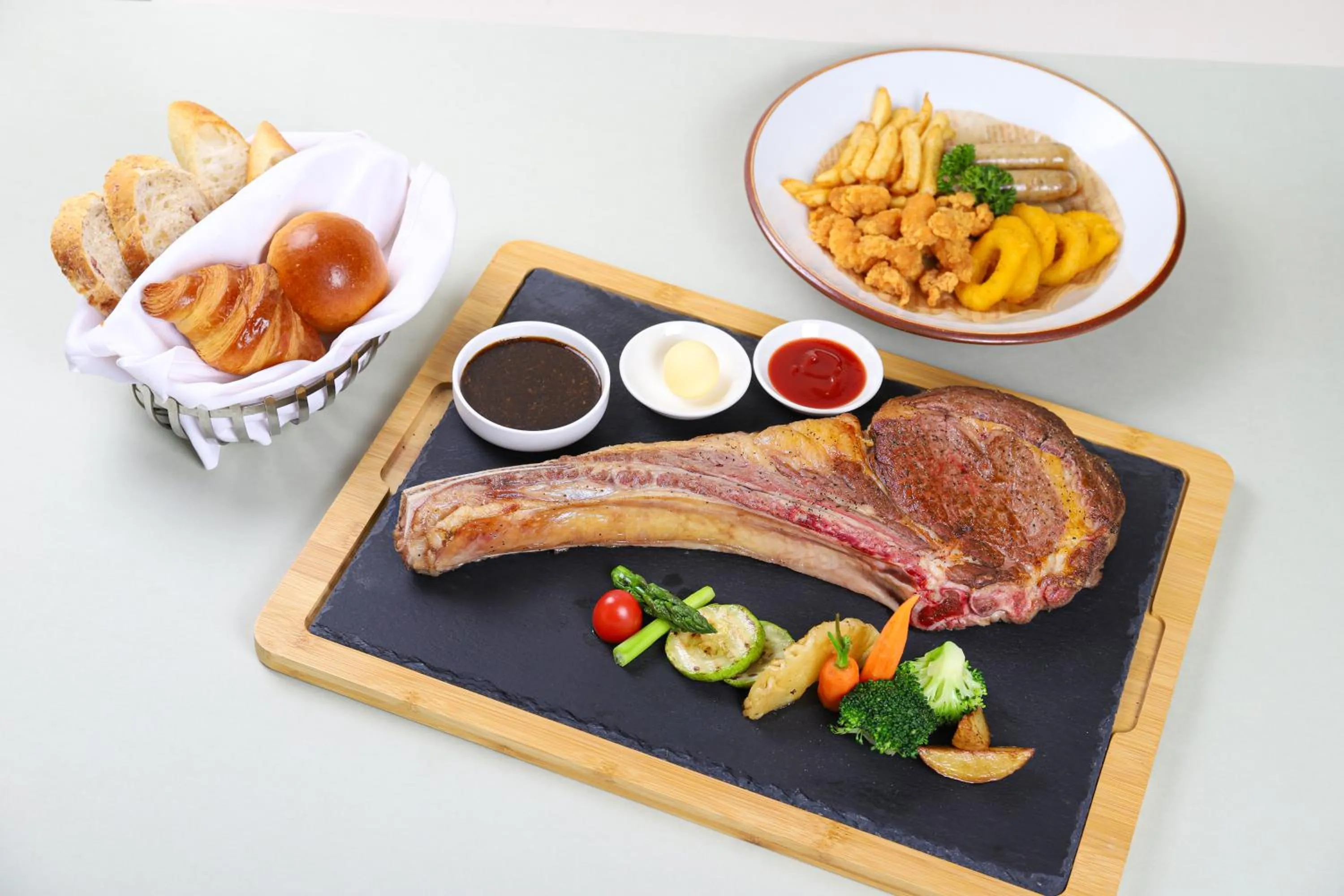 Restaurant/places to eat in Shangri-La Putian Onsen Resort Hotel