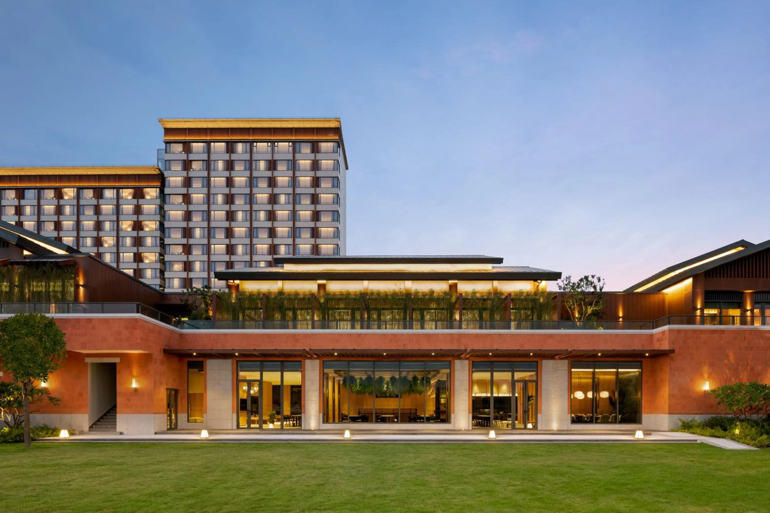 Hot Spring Bath in Shangri-La Putian Onsen Resort Hotel