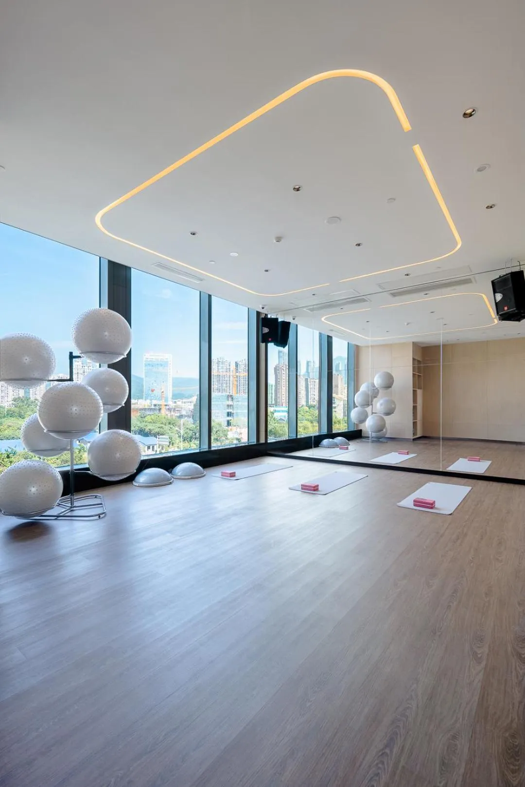 Fitness centre/facilities in Shangri-La Putian Onsen Resort Hotel