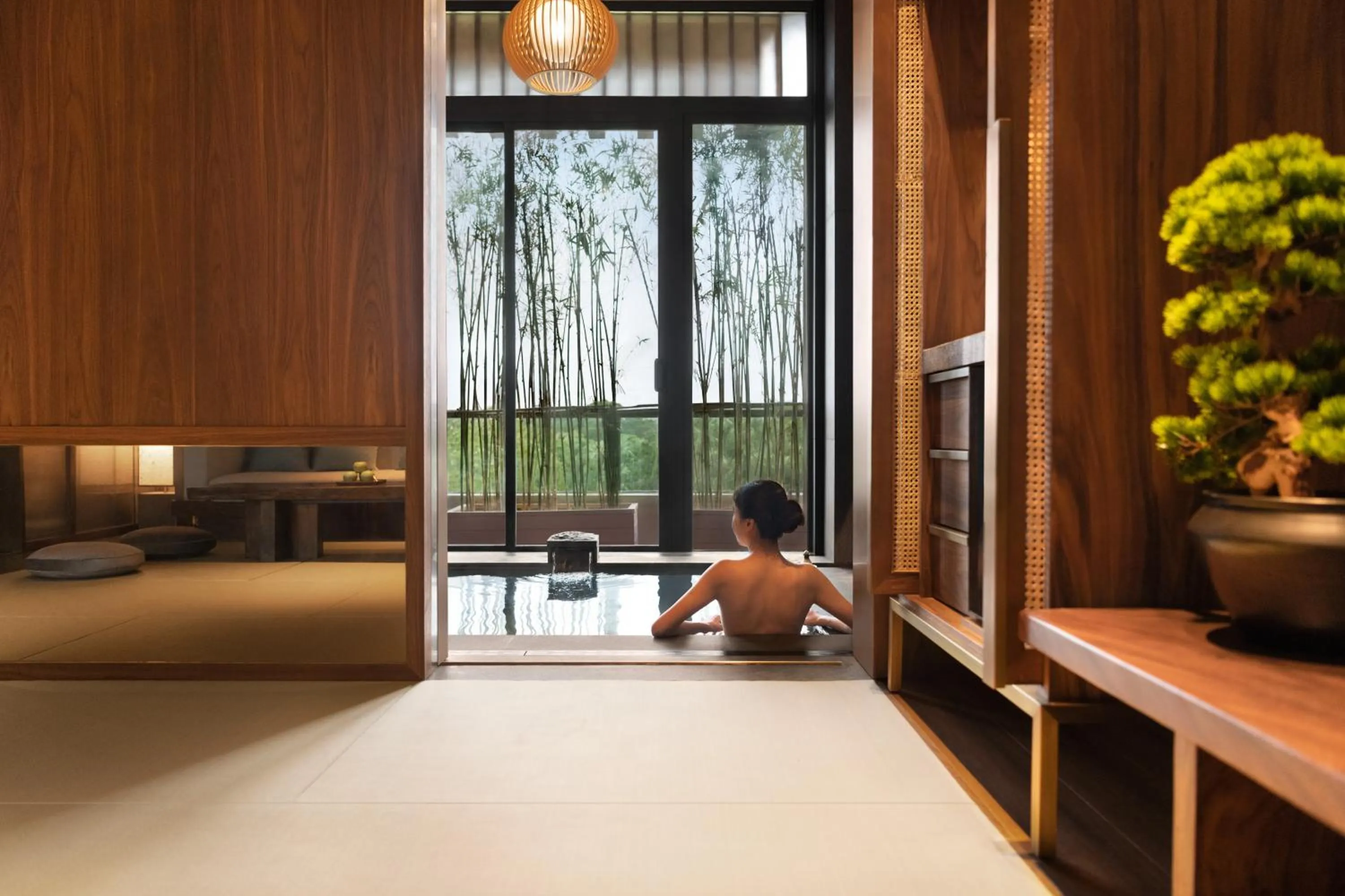 Hot Spring Bath in Shangri-La Putian Onsen Resort Hotel