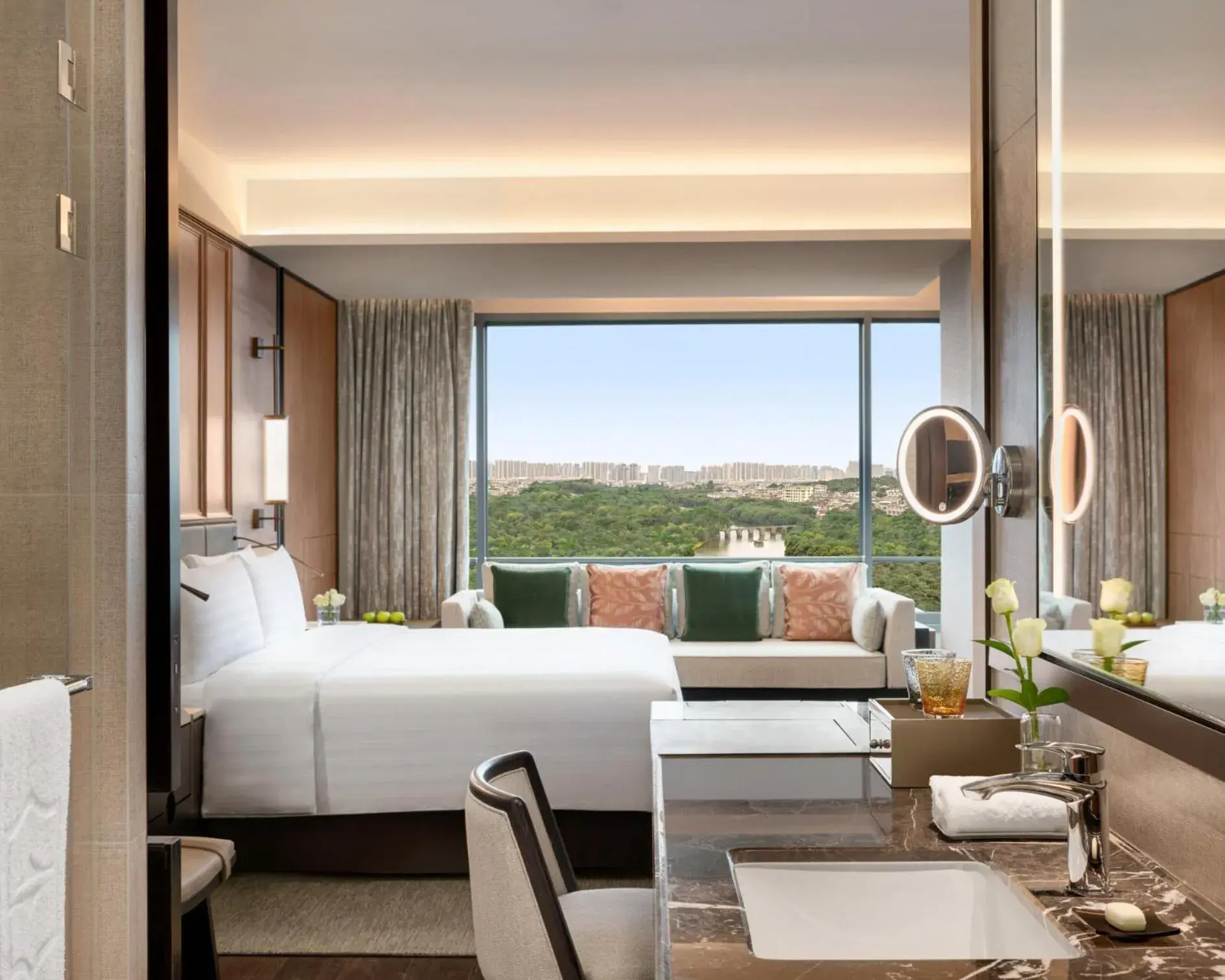 Premier River View King in Shangri-La Putian Onsen Resort Hotel Premier River View King in Shangri-La Putian Onsen Resort Hotel