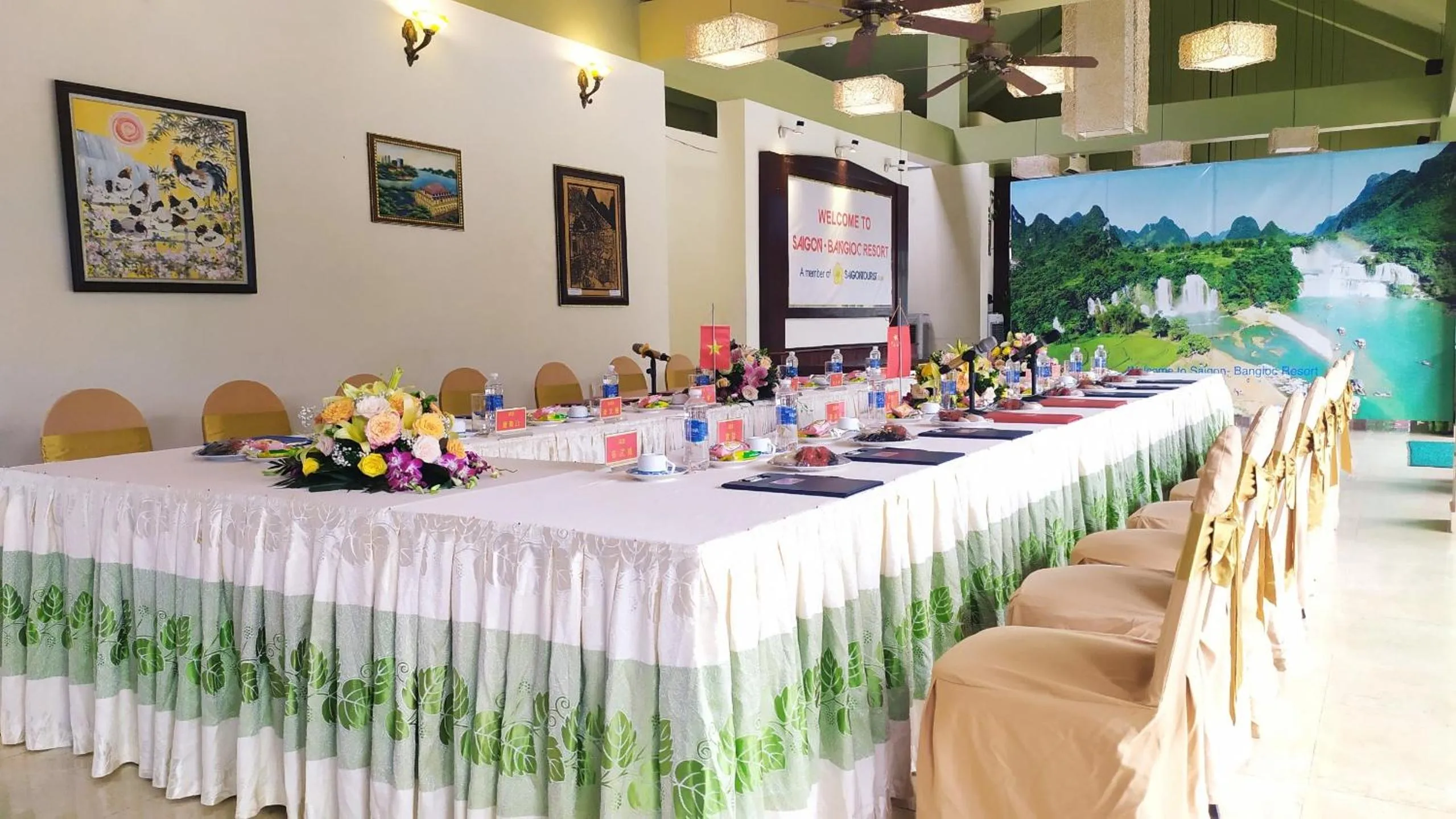 Meeting/conference room in Sài Gòn - Bản Giốc Resort