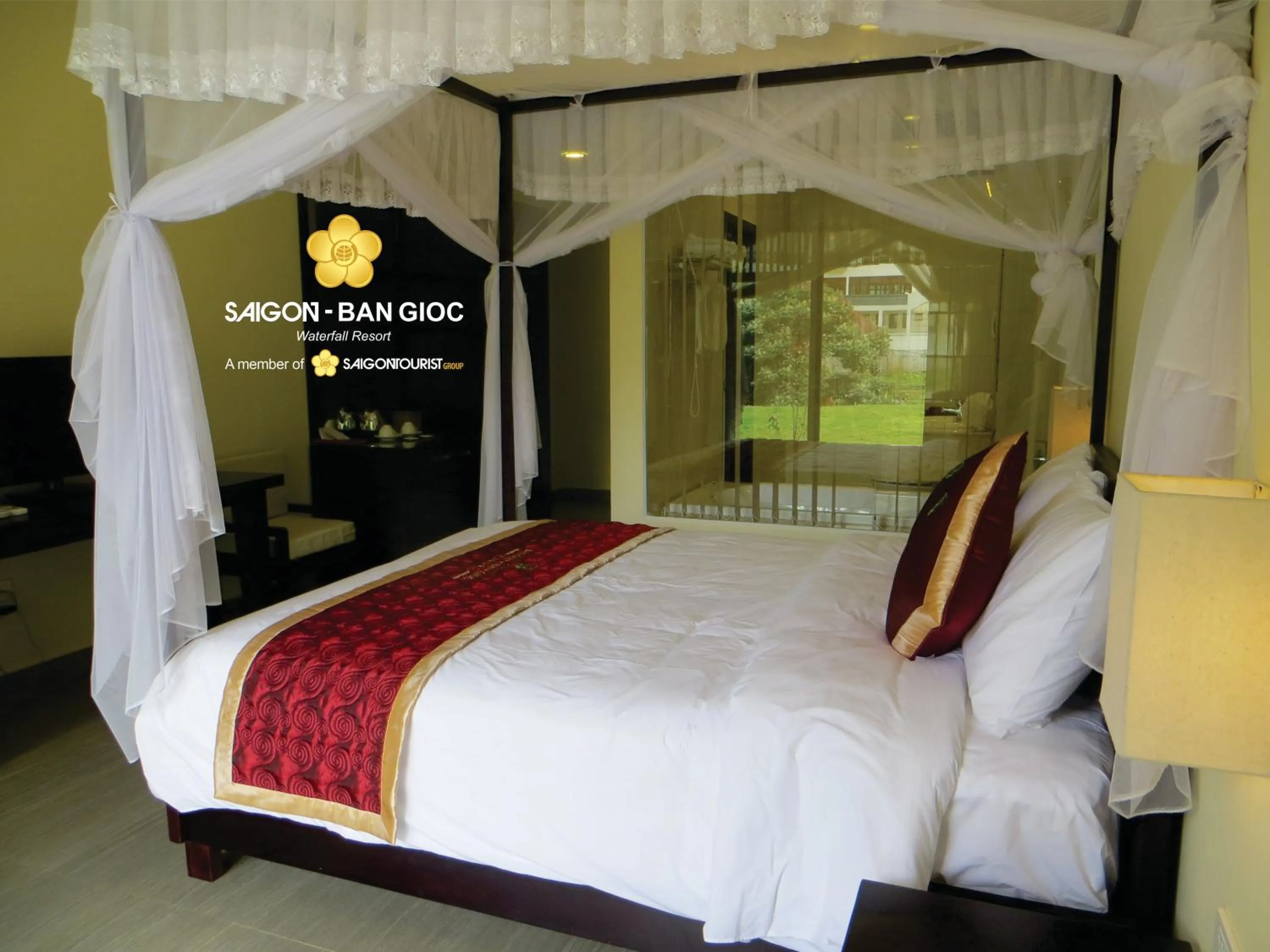 Bedroom, Bed in Sài Gòn - Bản Giốc Resort