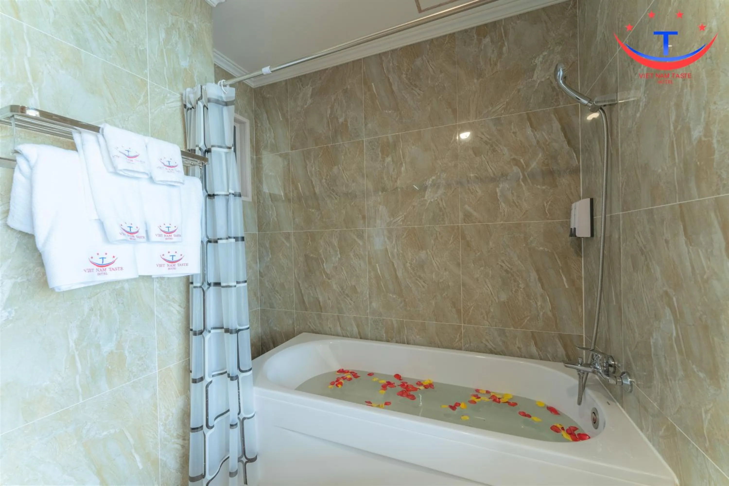 Bathroom in Vietnam Taste Hotel Quy Nhon - Beachfront