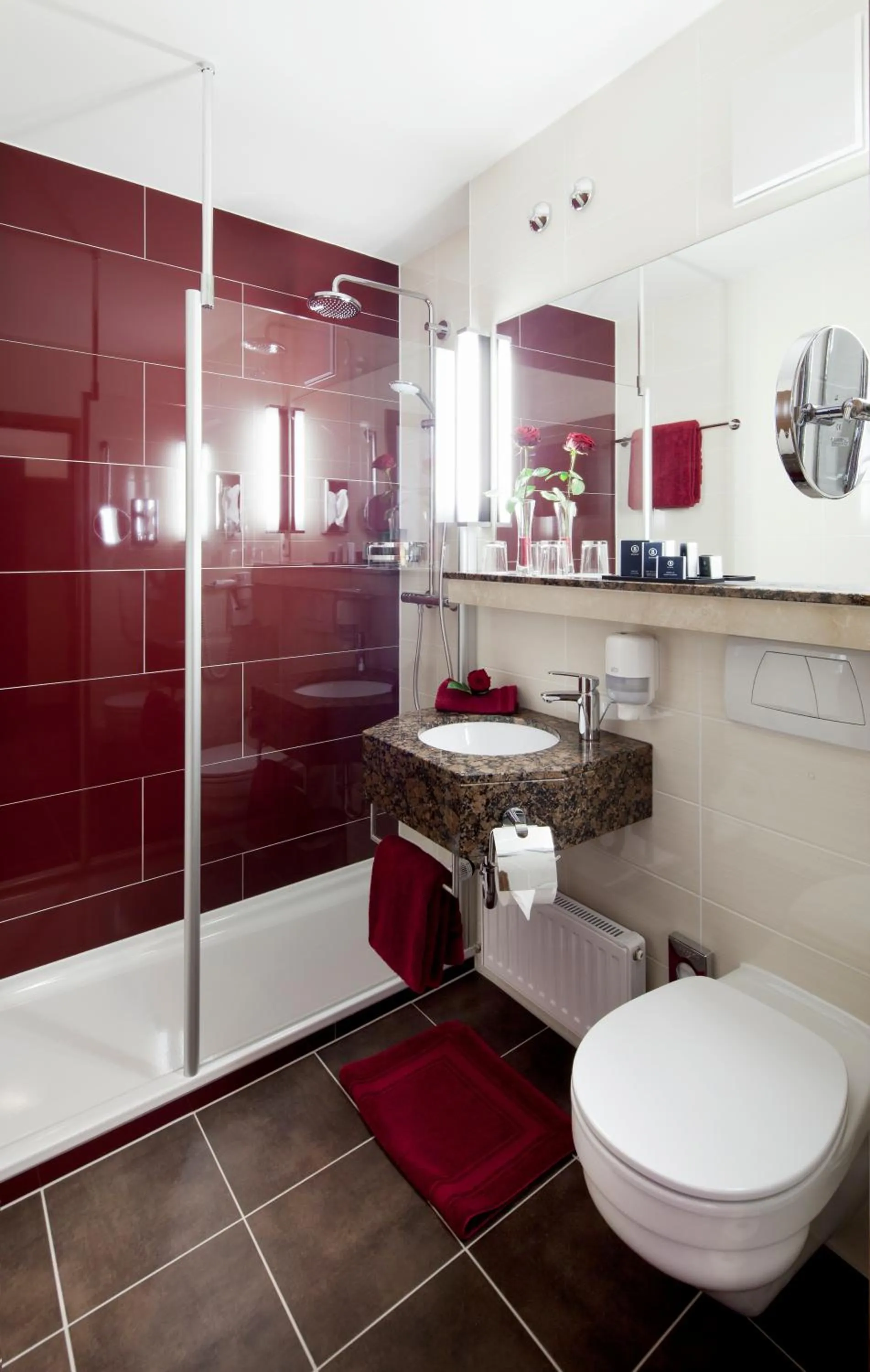 Shower in ZELLER's Quartier