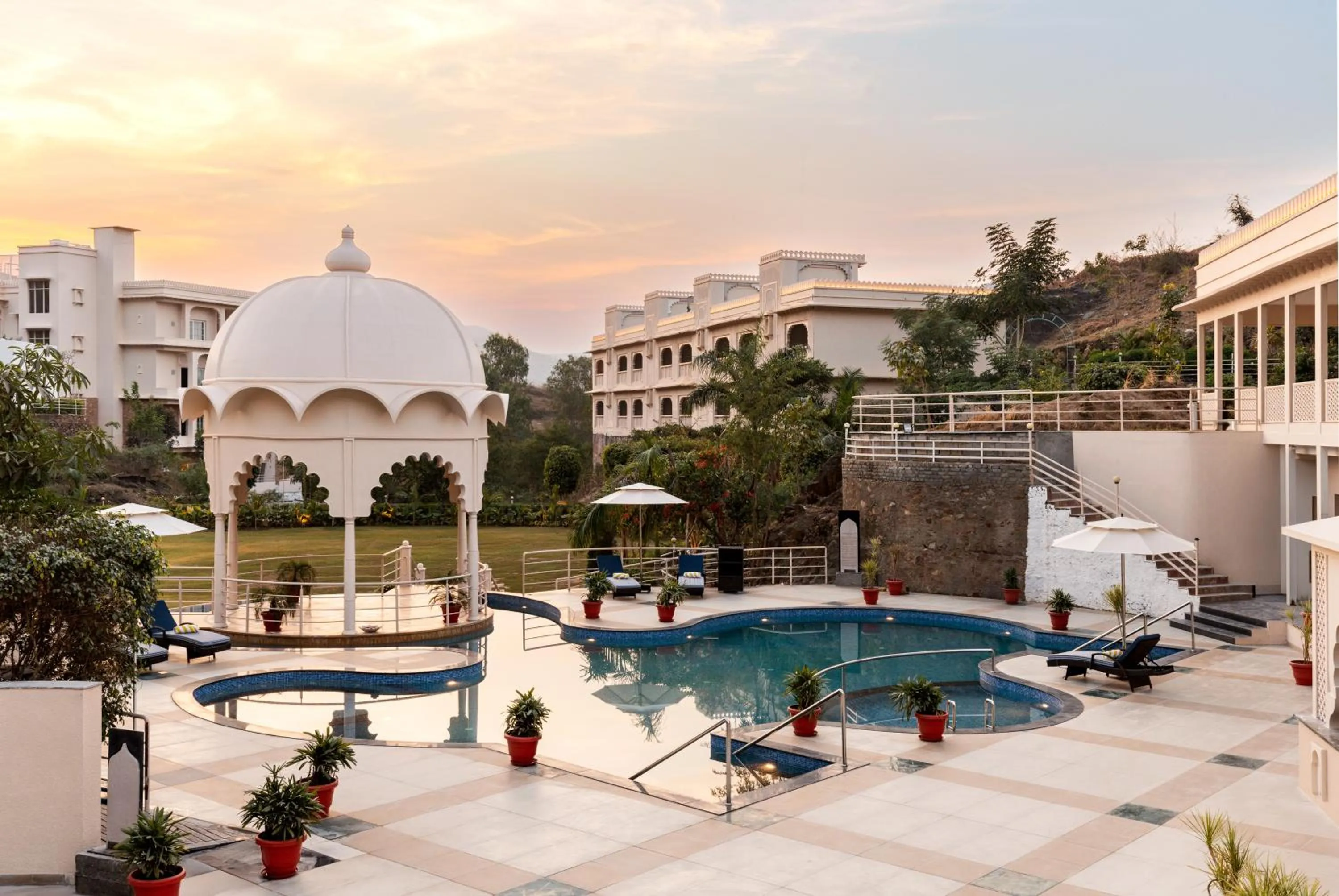 Swimming pool in Sayaji Resorts & Spa Udaipur