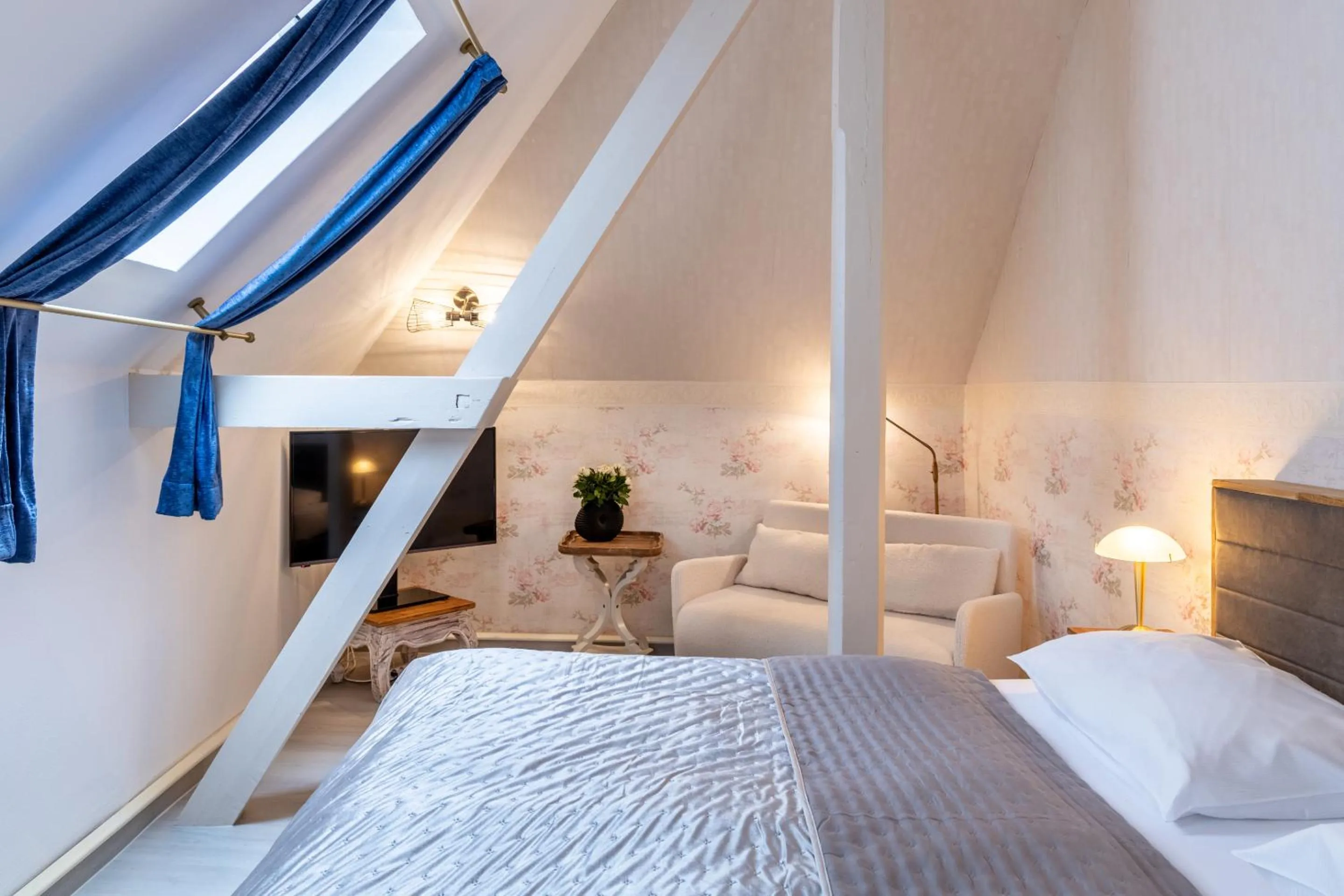 Bed in Schlossberg-Hotel Garni