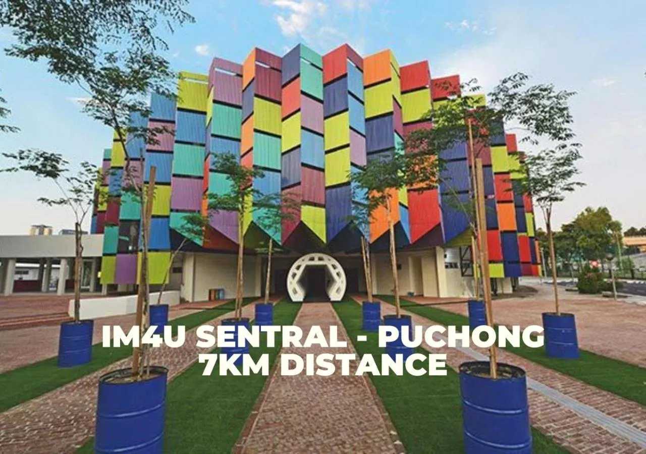 Nearby landmark in Woco Boutique Hotel Kinrara