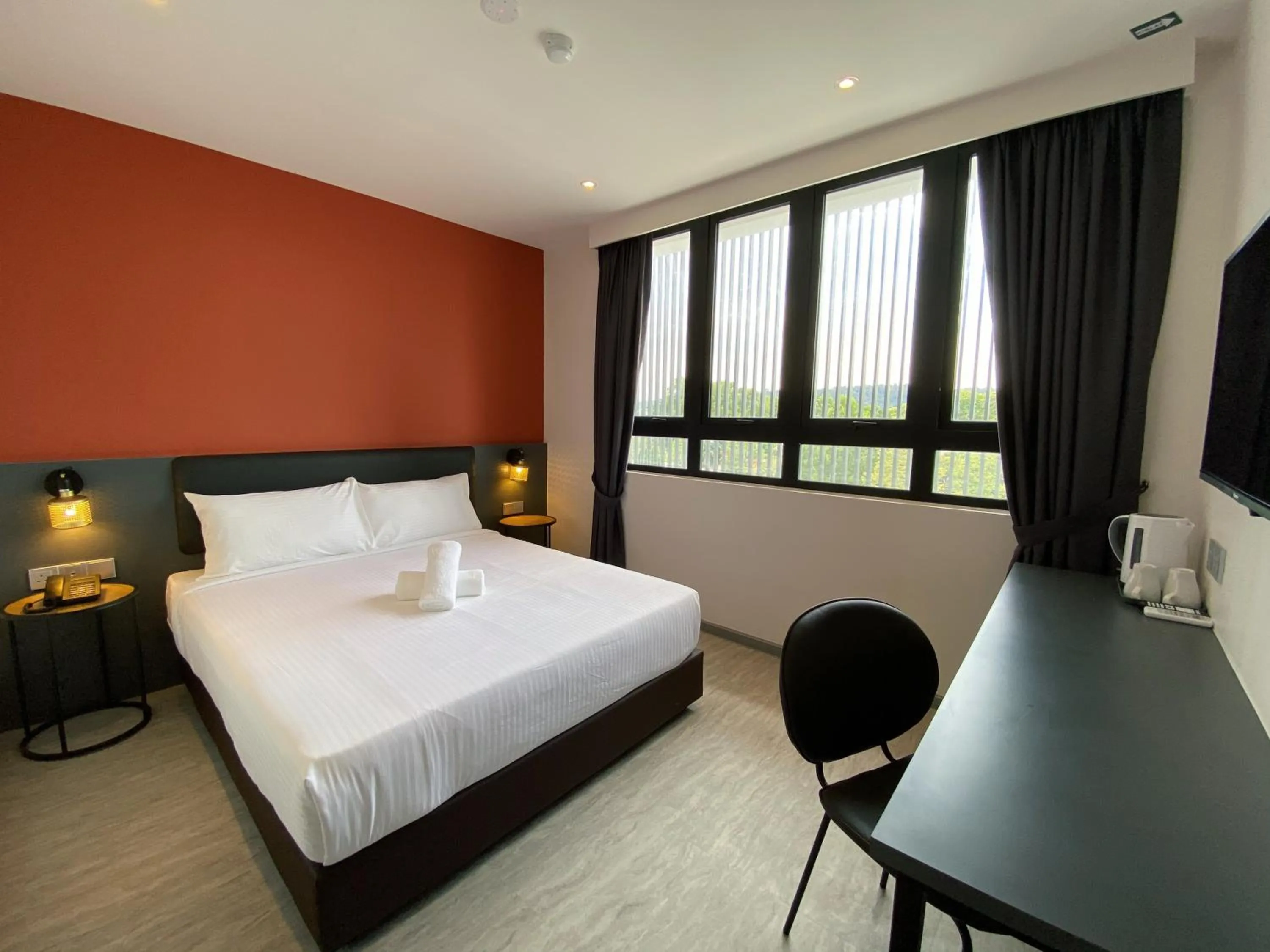 Photo of the whole room, Bed in Woco Boutique Hotel Kinrara