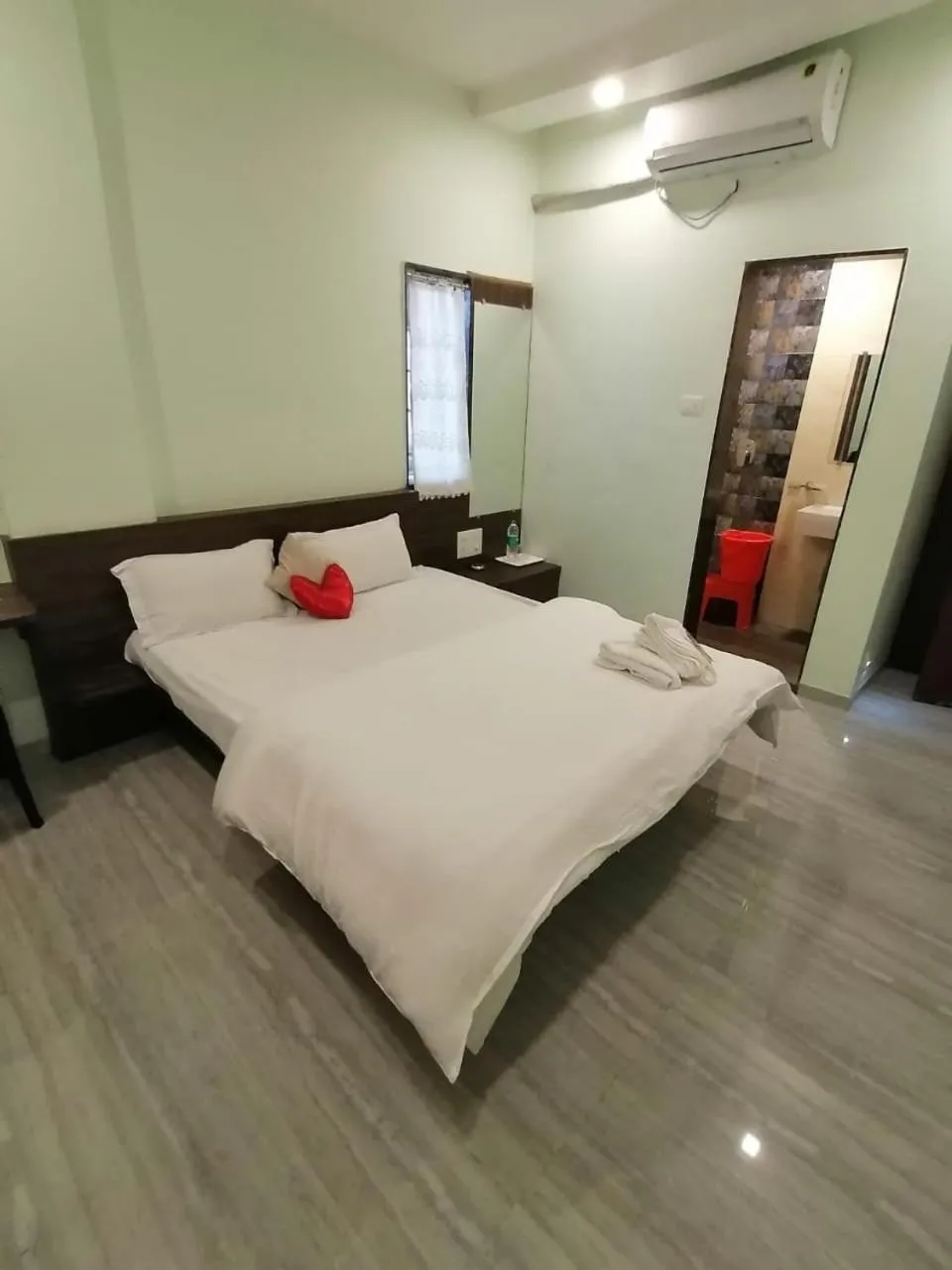 Bed in Galaxy Residency, Panchgani - MTDC Approved