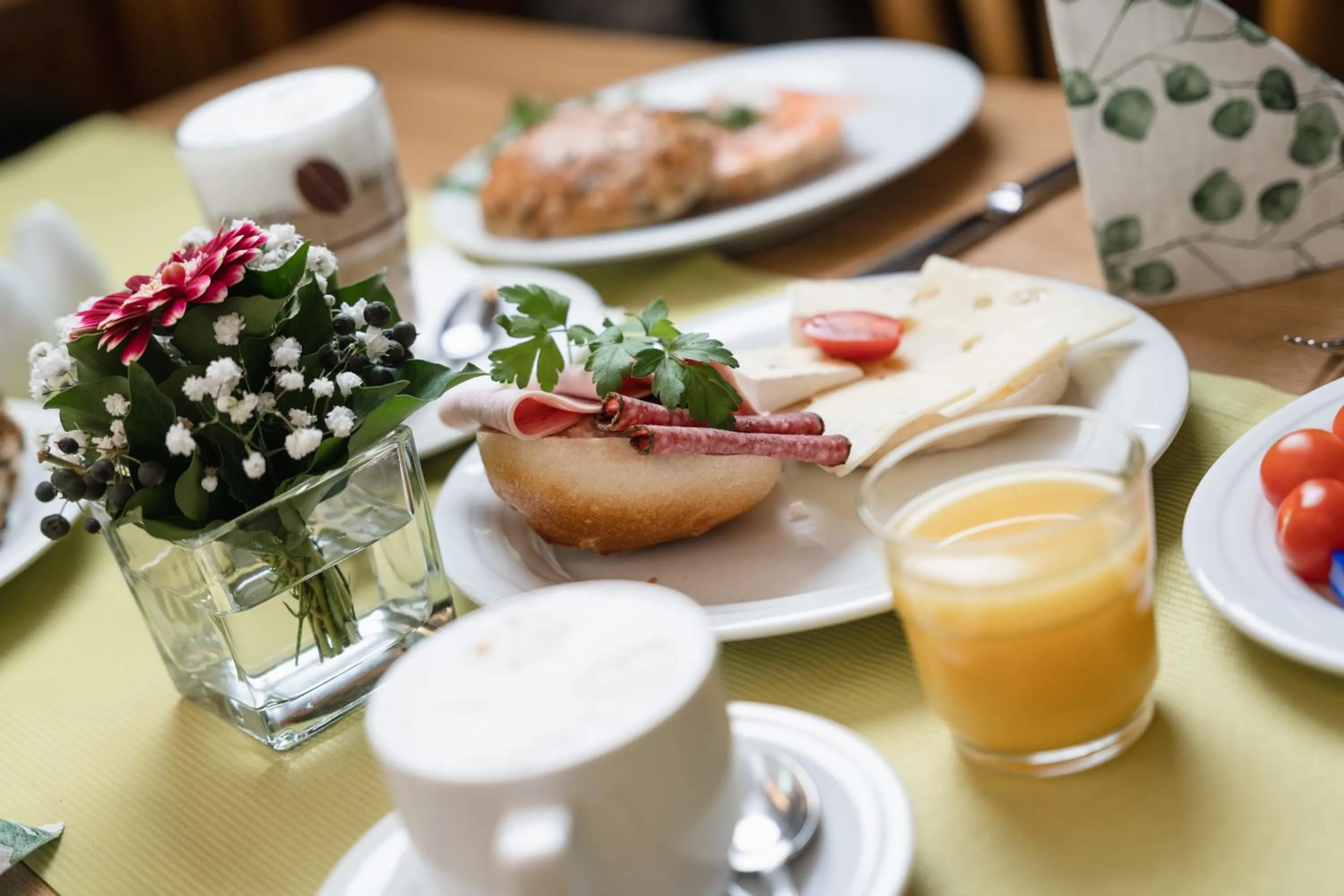 Breakfast in Hotel Gasthof zum Rössle