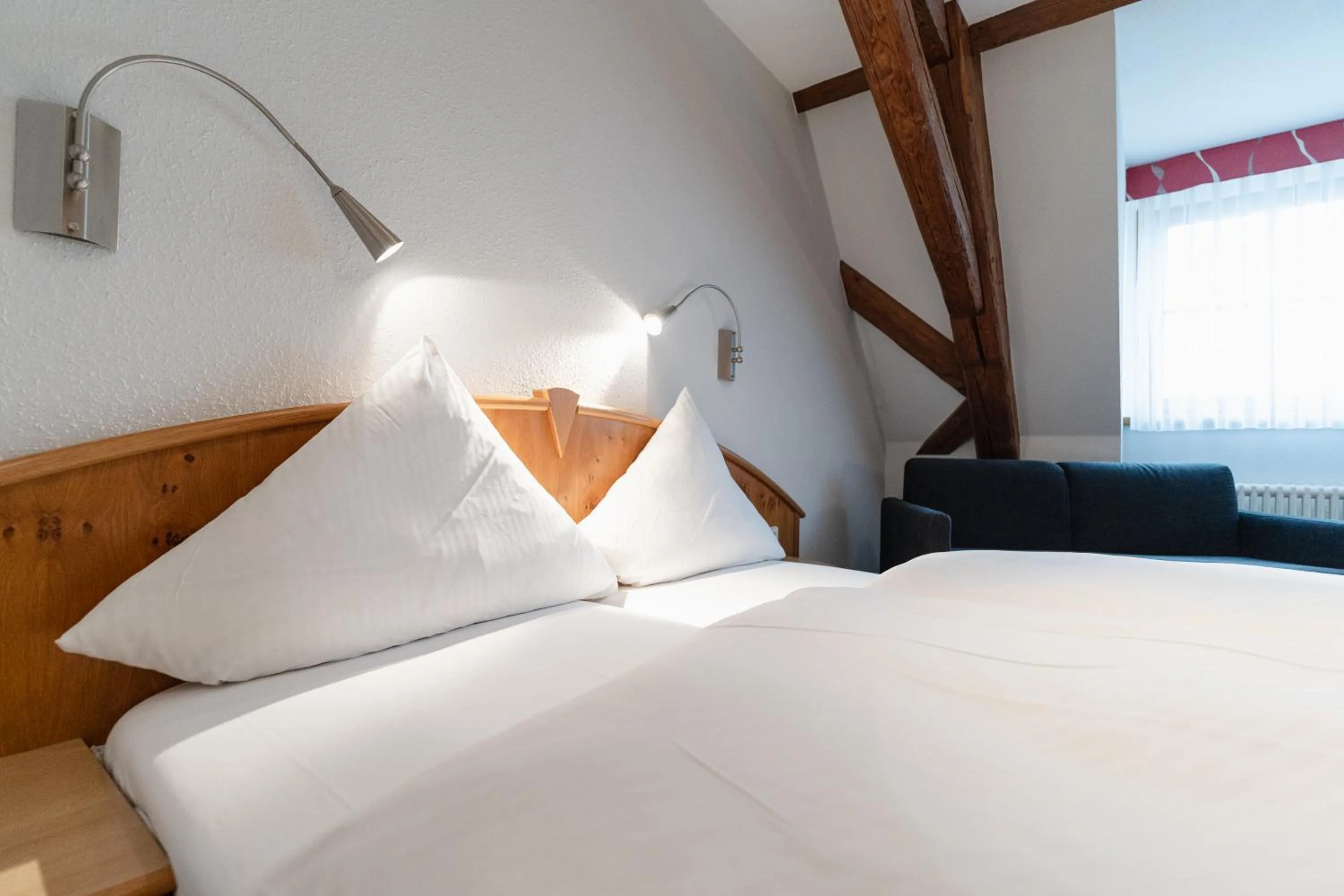 Bed in Hotel Gasthof zum Rössle