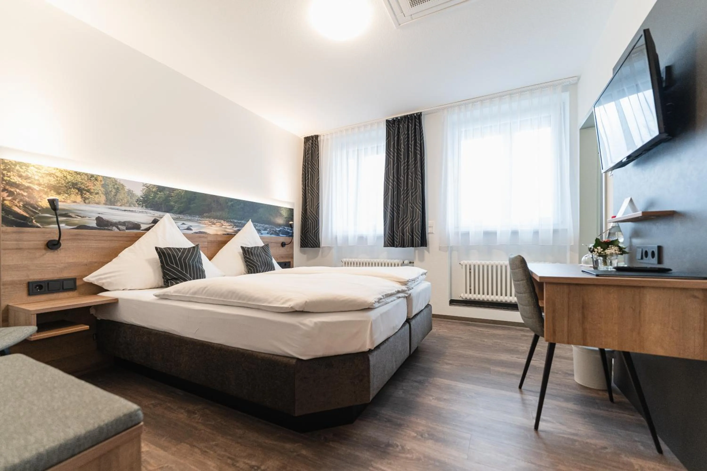 Bed in Hotel Gasthof zum Rössle