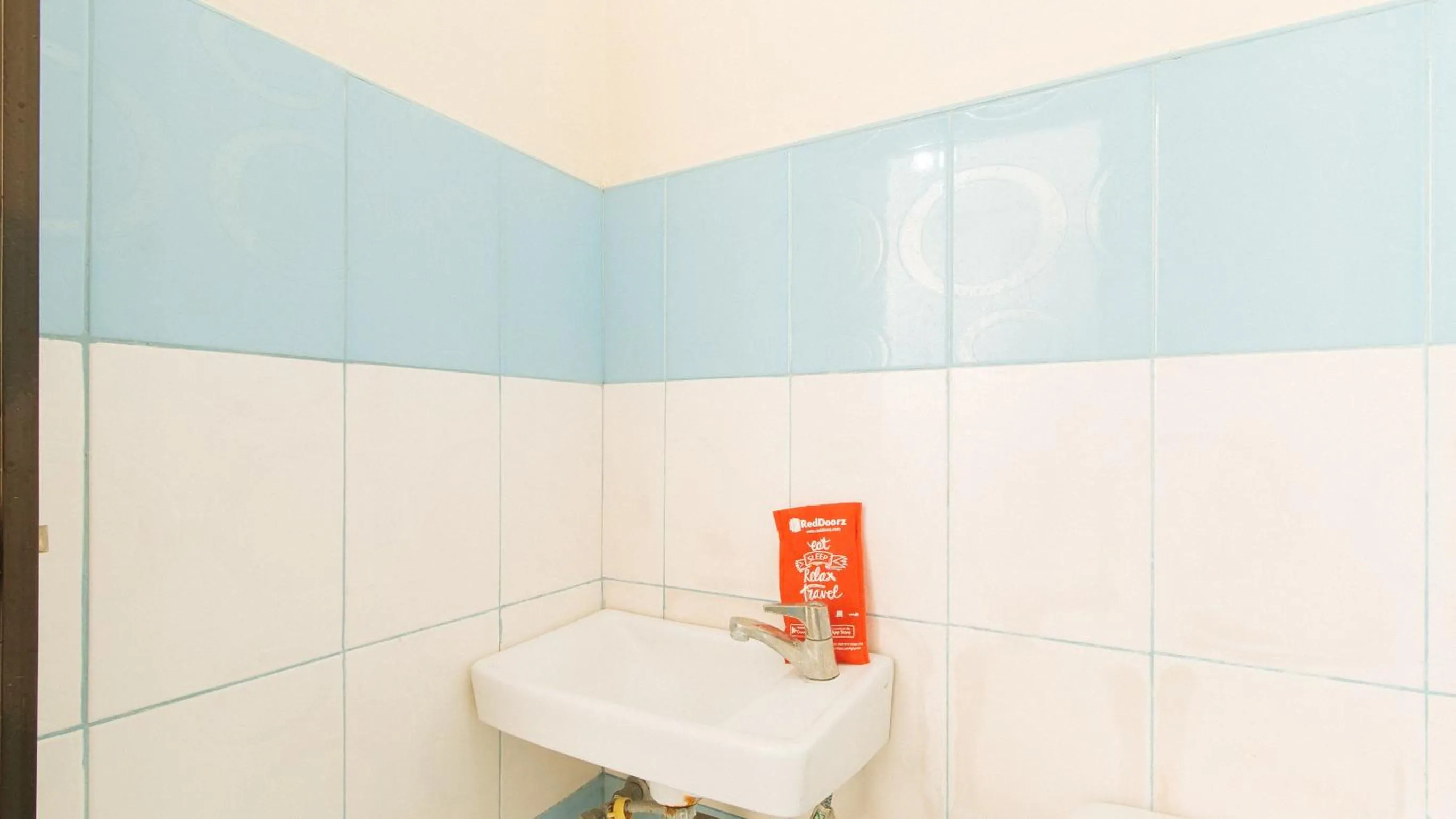 Bathroom in RedDoorz @ FDB Homes Nueva Ecija