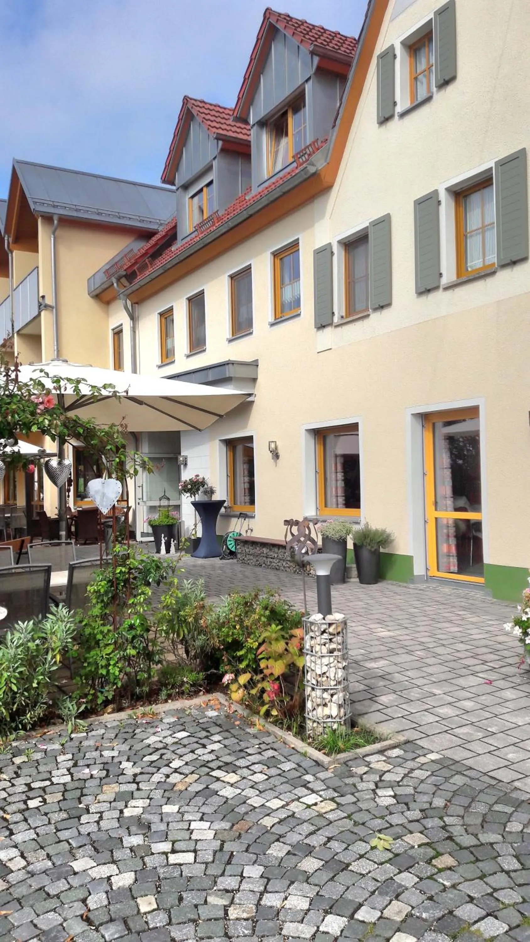 Property building in Landhotel-Gasthof Grüner Baum