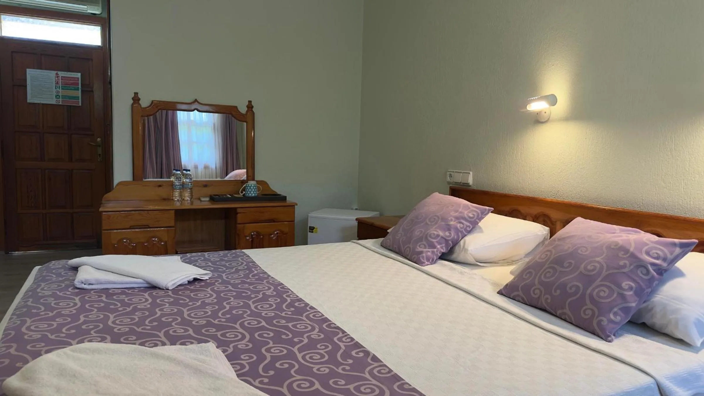 Photo of the whole room in Dalyan YUNUS HOTEL