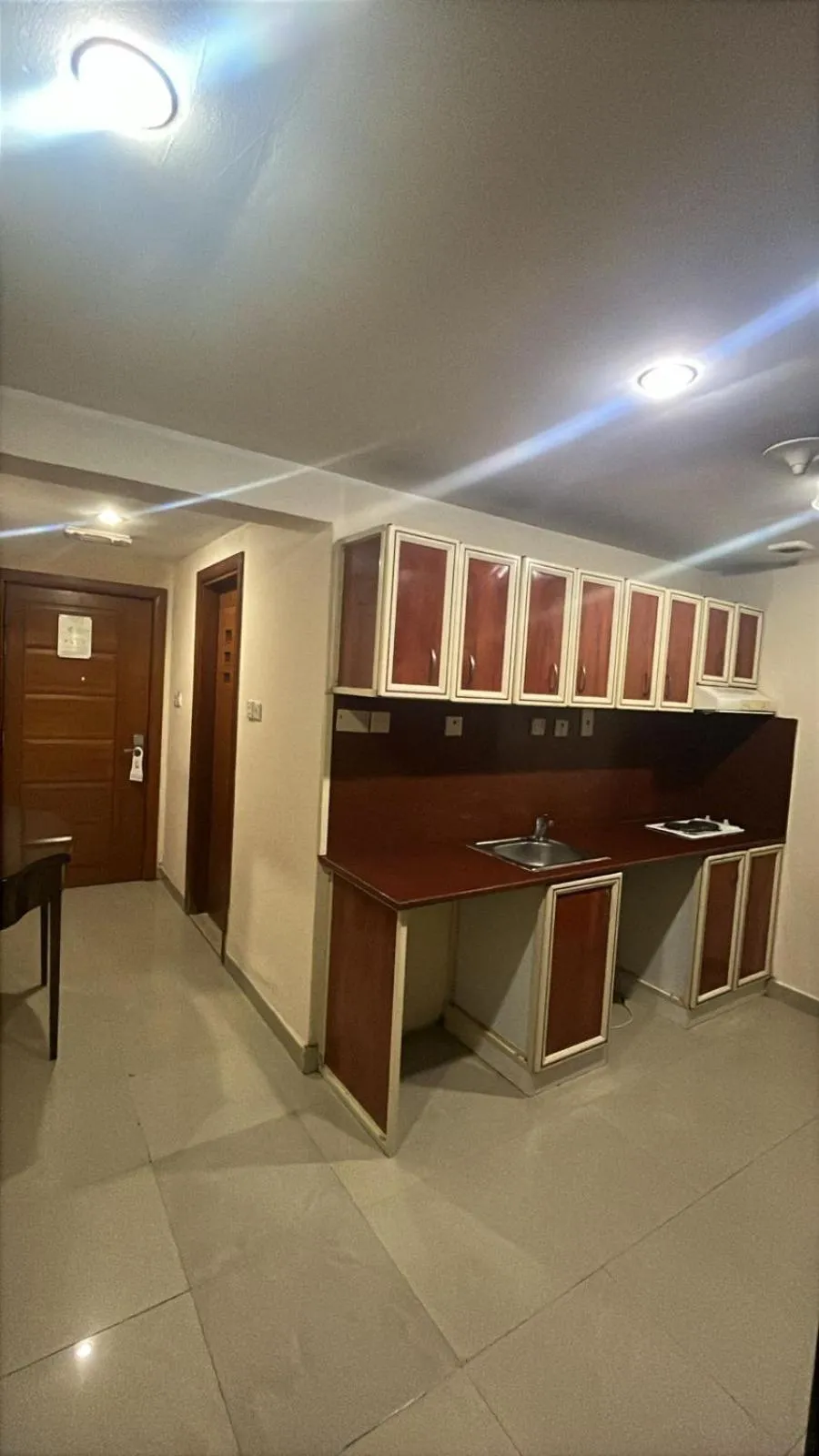 Clifton International Hotel