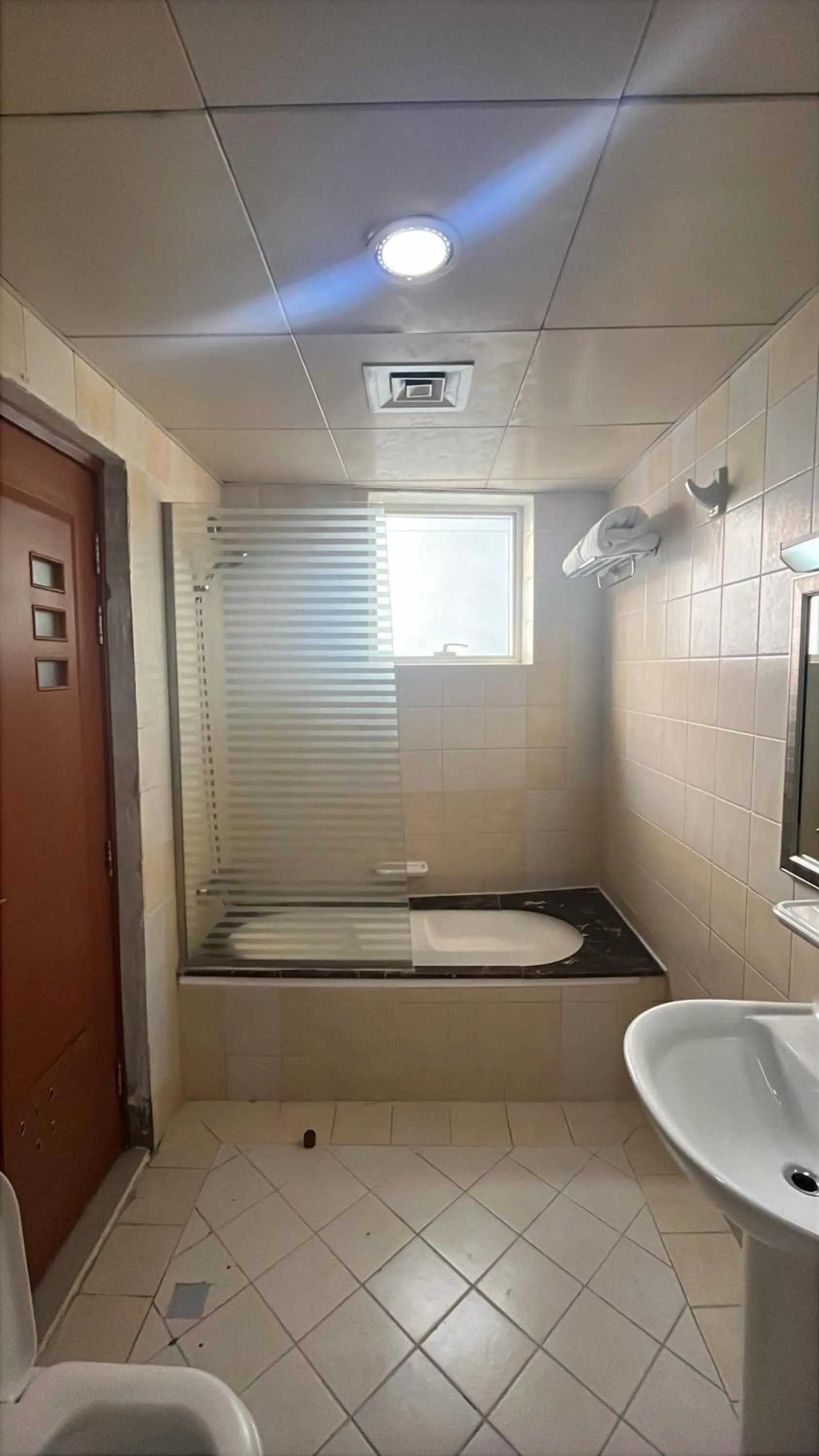 Clifton International Hotel