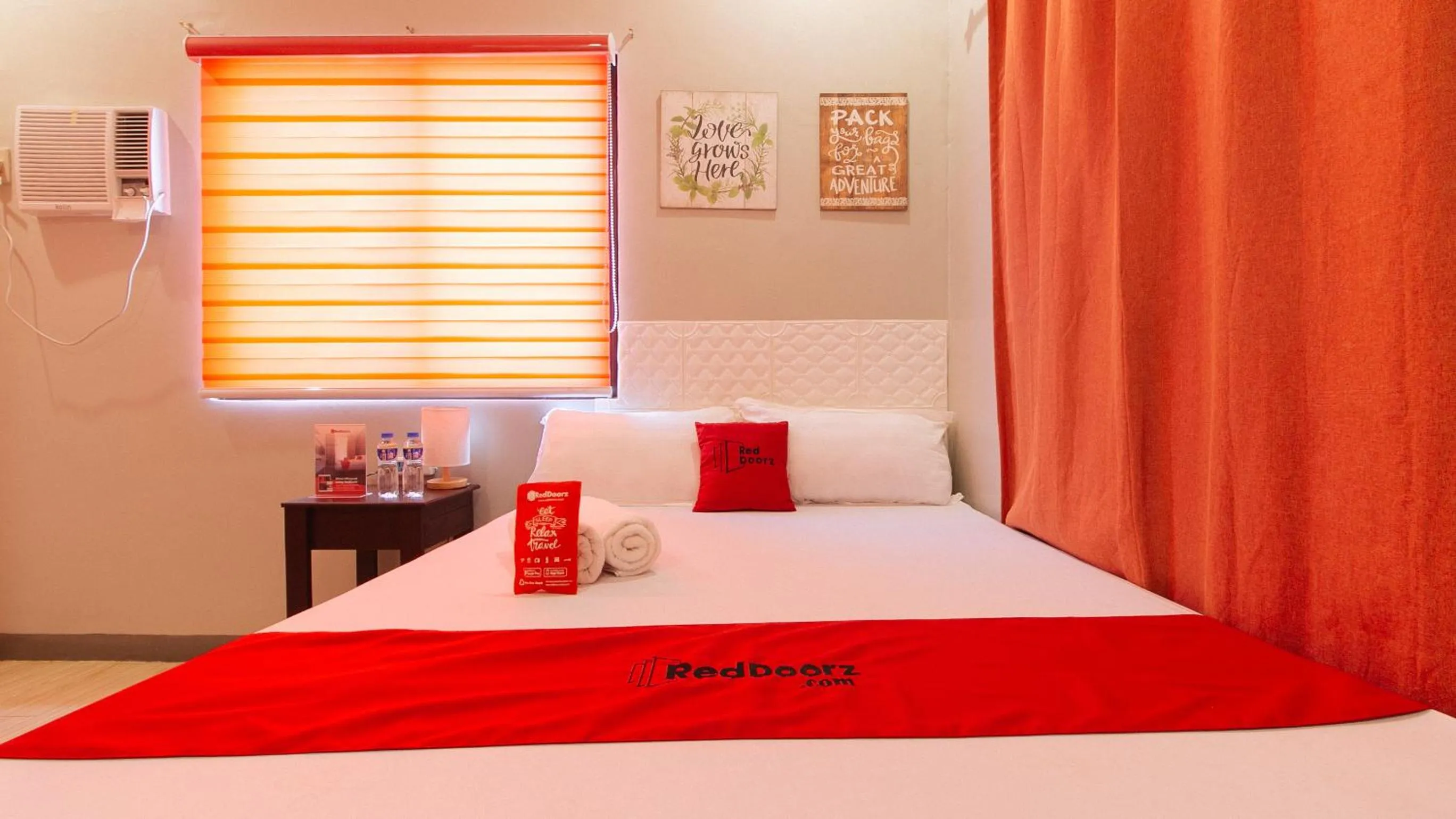 Bed in RedDoorz near Christ the King Medical Center