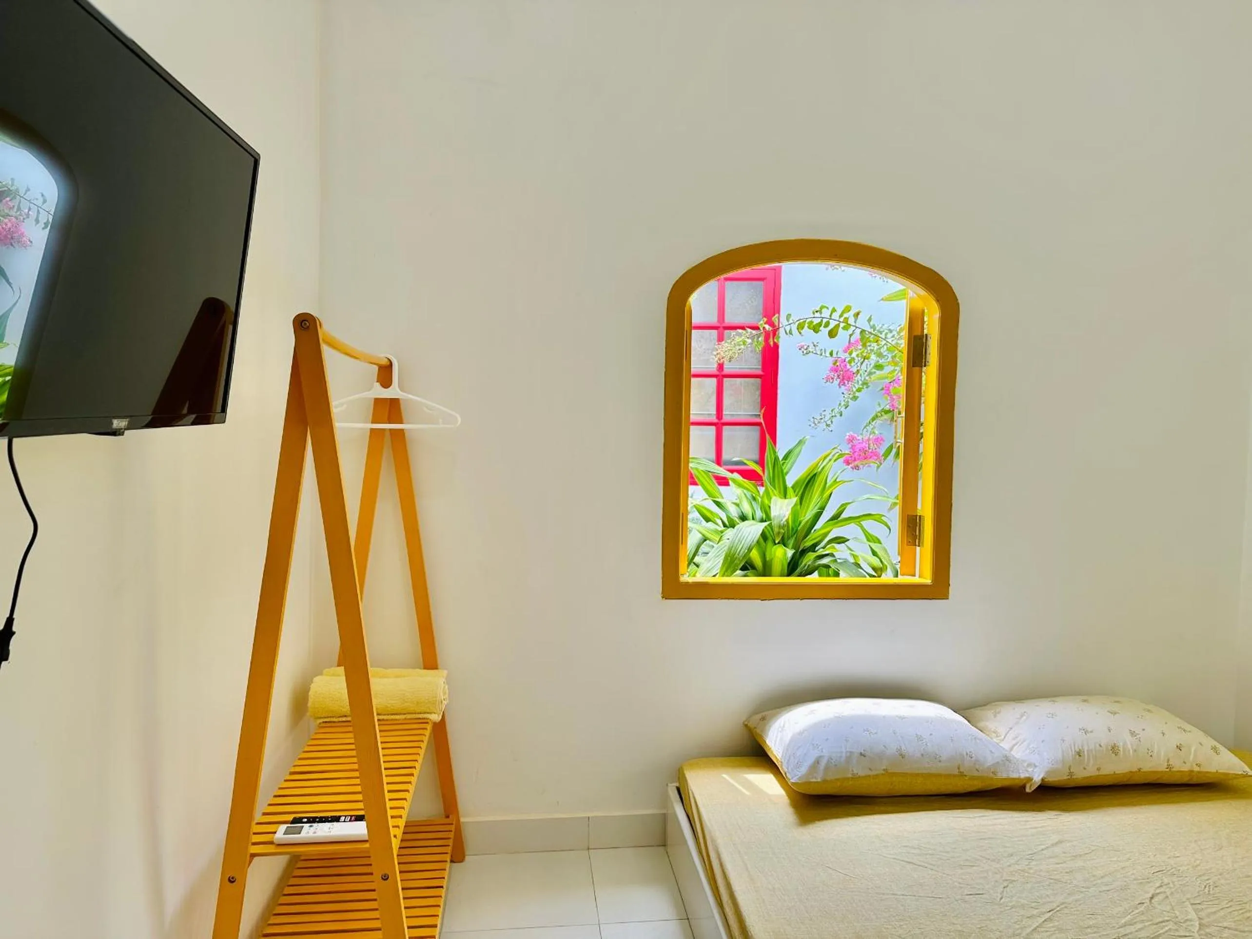Bed in Moonbeam Homestay & Mini-resort Mui Ne