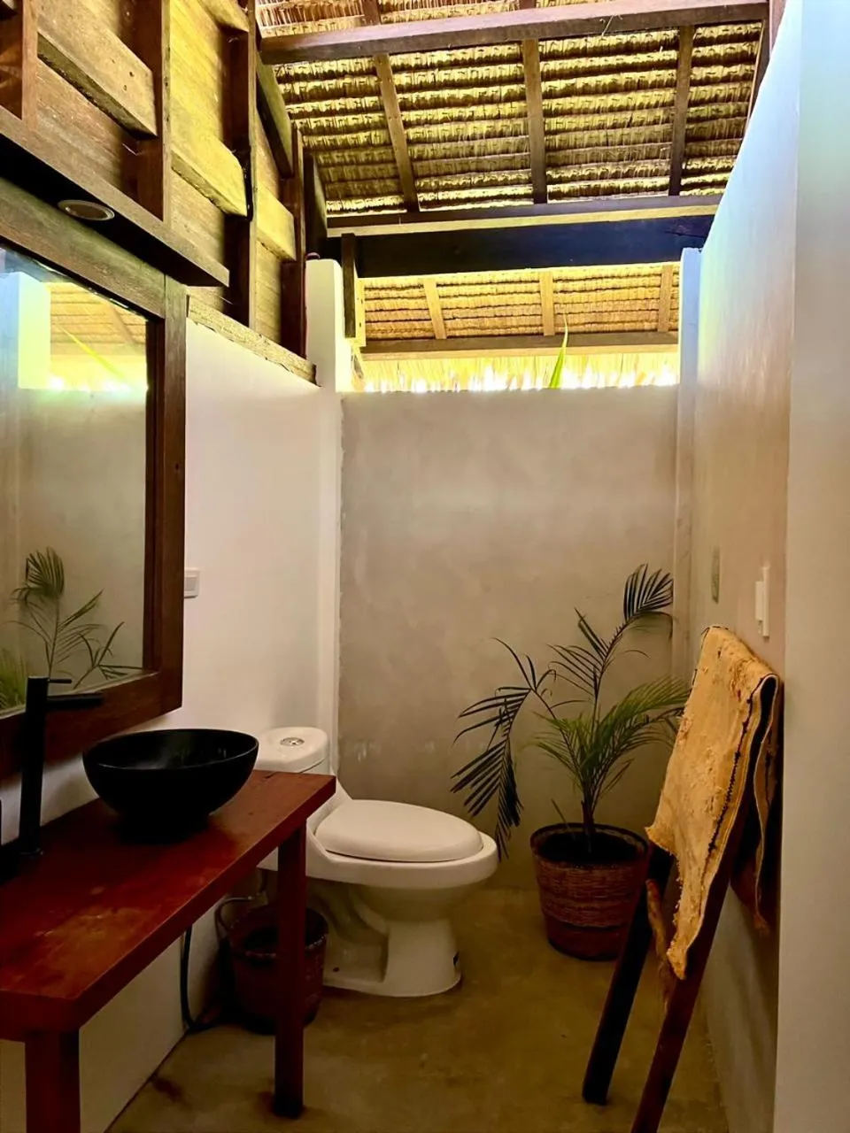 Toilet in La Bohème Boutique Glamping