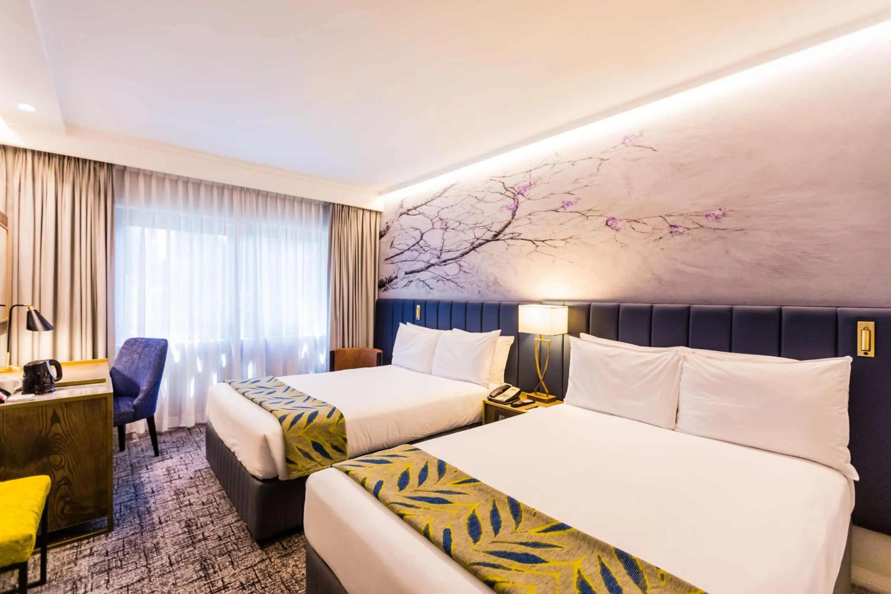 Bedroom, Bed in Garden Court Hatfield