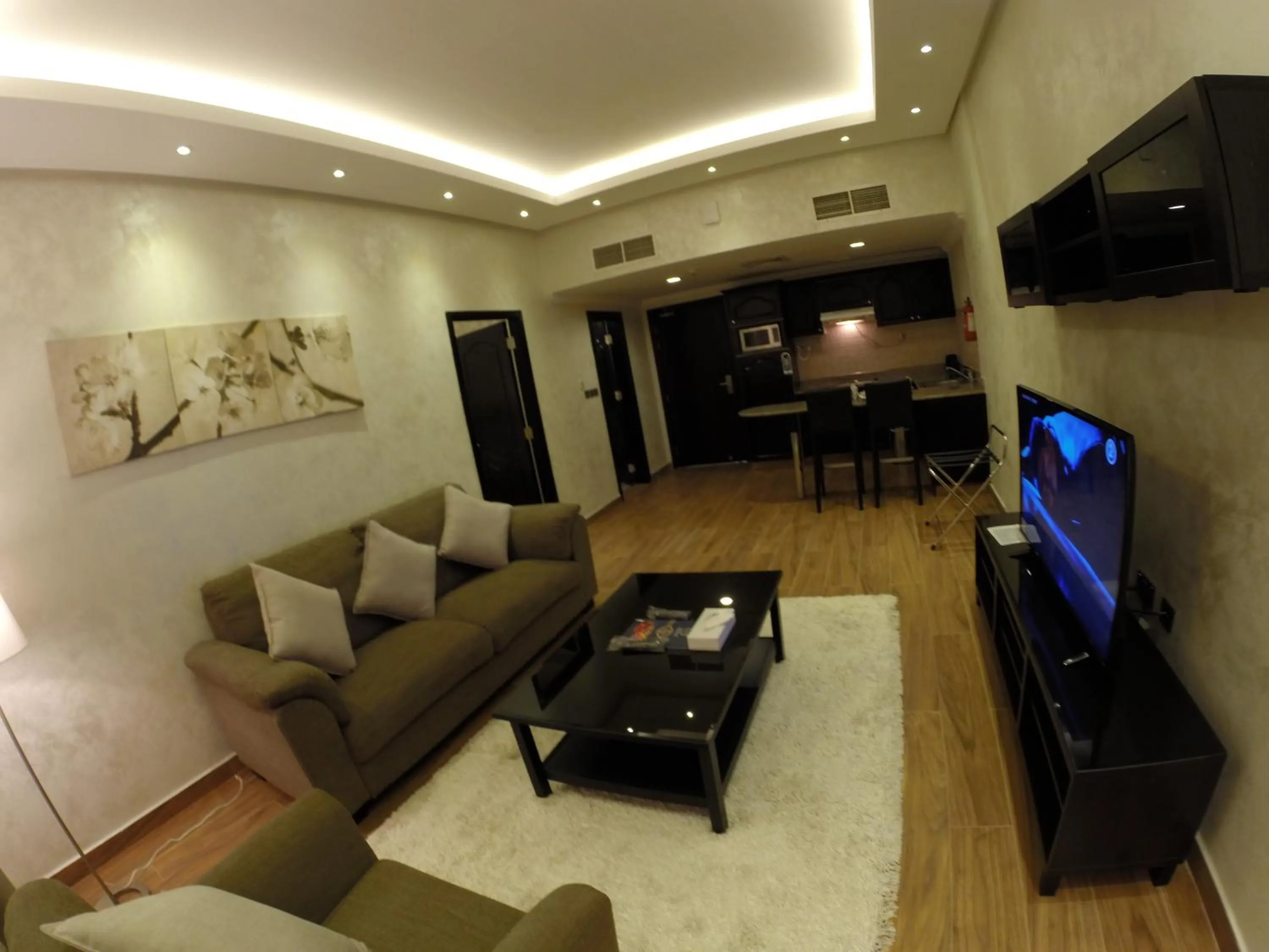 Kitchen or kitchenette in Le Park Hotel