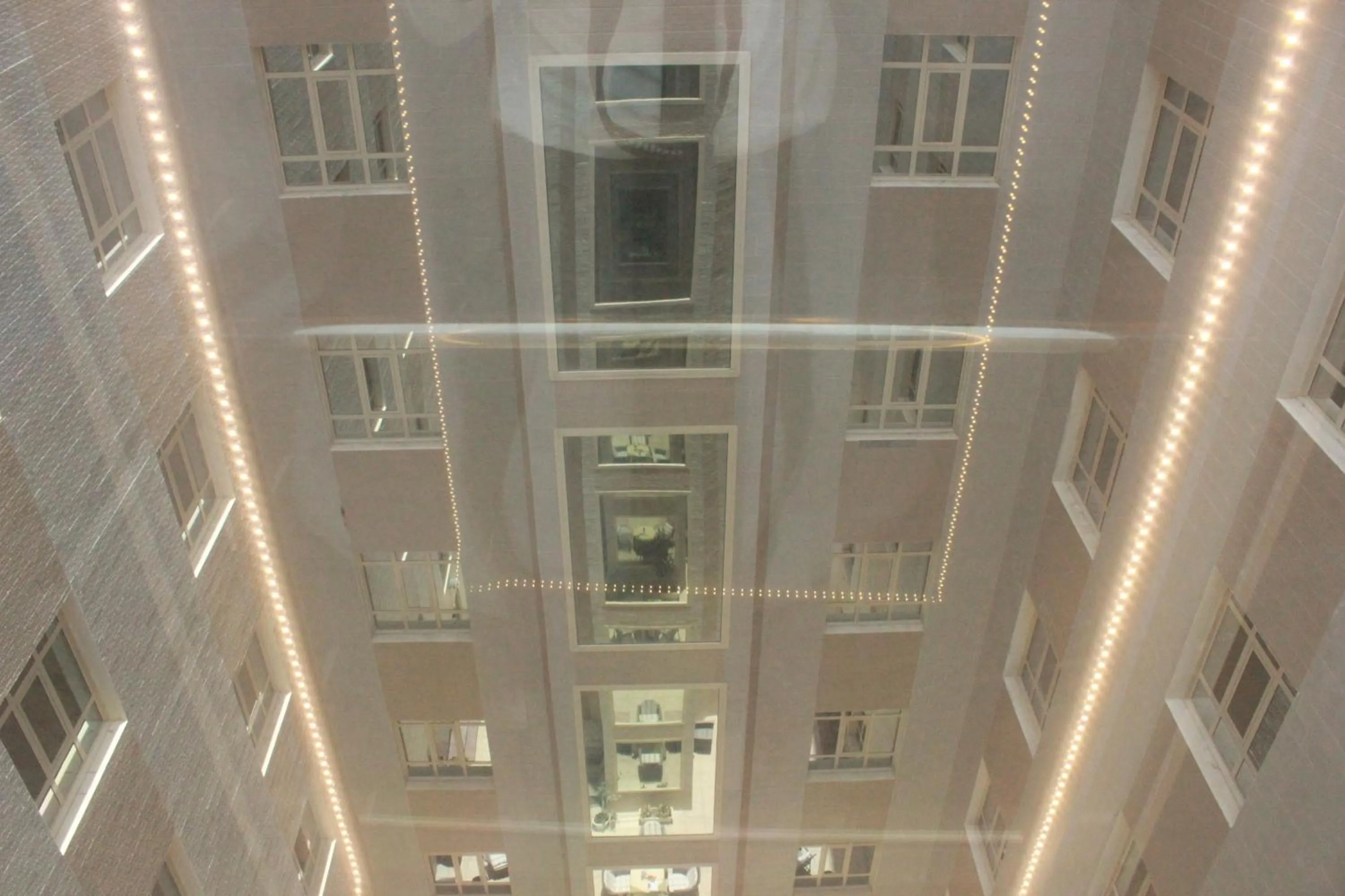 Decorative detail in Le Park Hotel